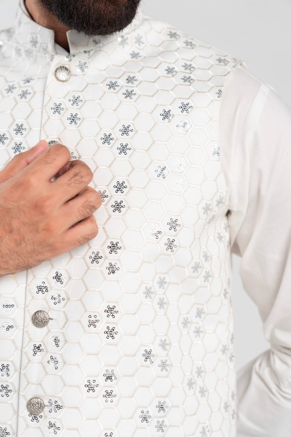 White Embroidered Blended Fabric Waistcoat (3-Piece) - Image 4