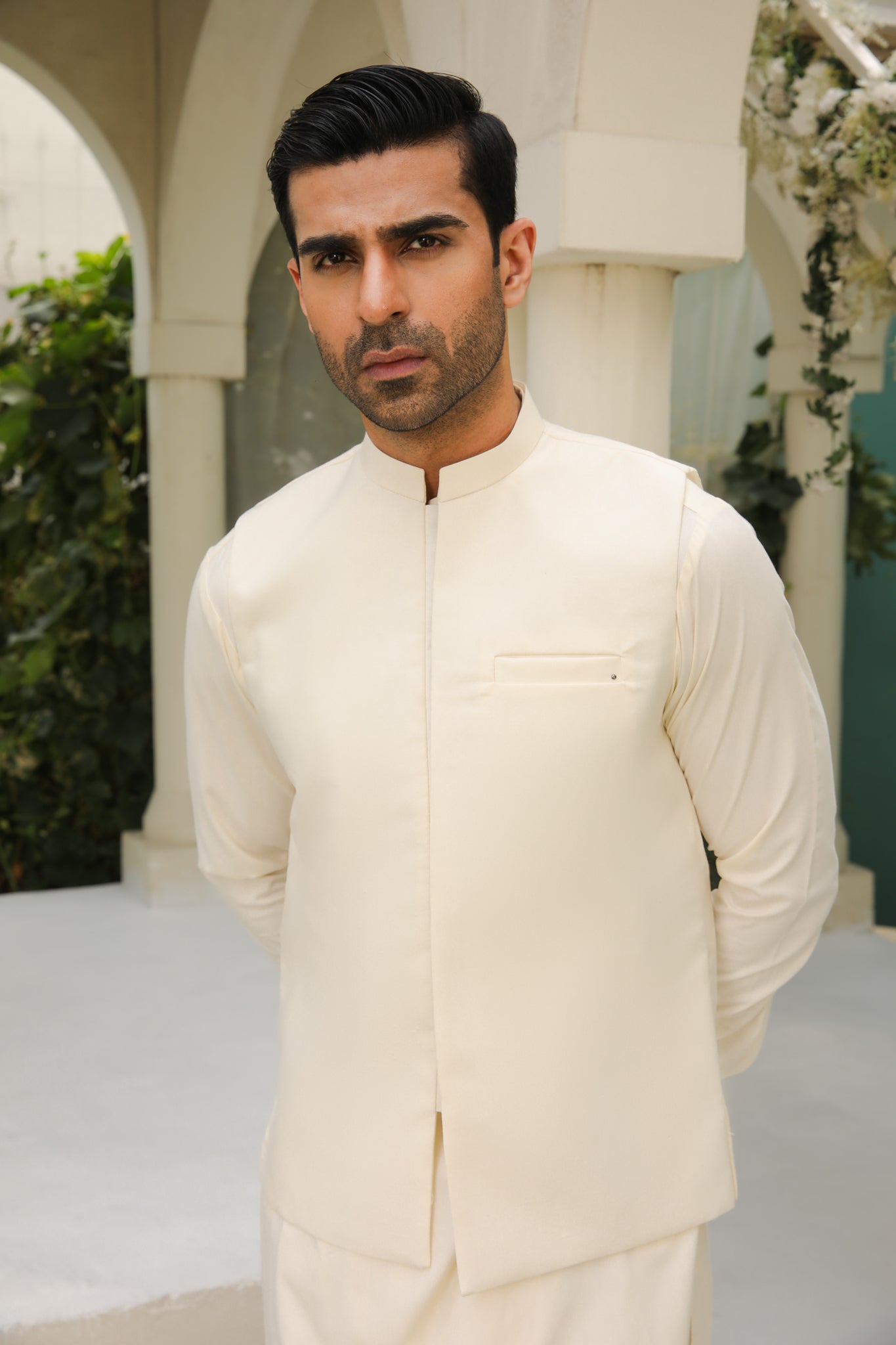 Bosky White Blended Waistcoat Kurta Set (3-Piece) - Image 2