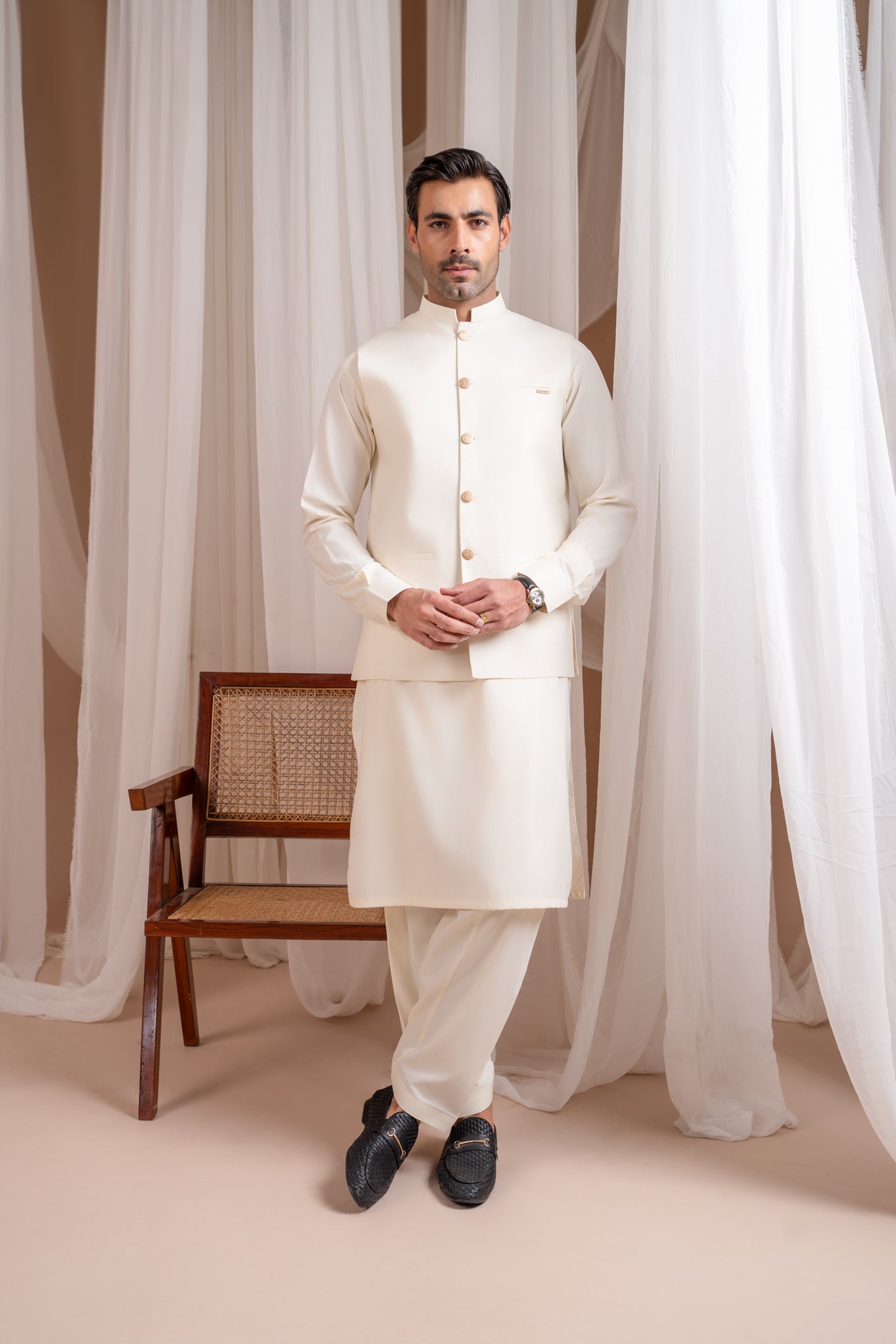 Bosky White Luxury Blended Waistcoat Kurta (3-Piece) - Image 2