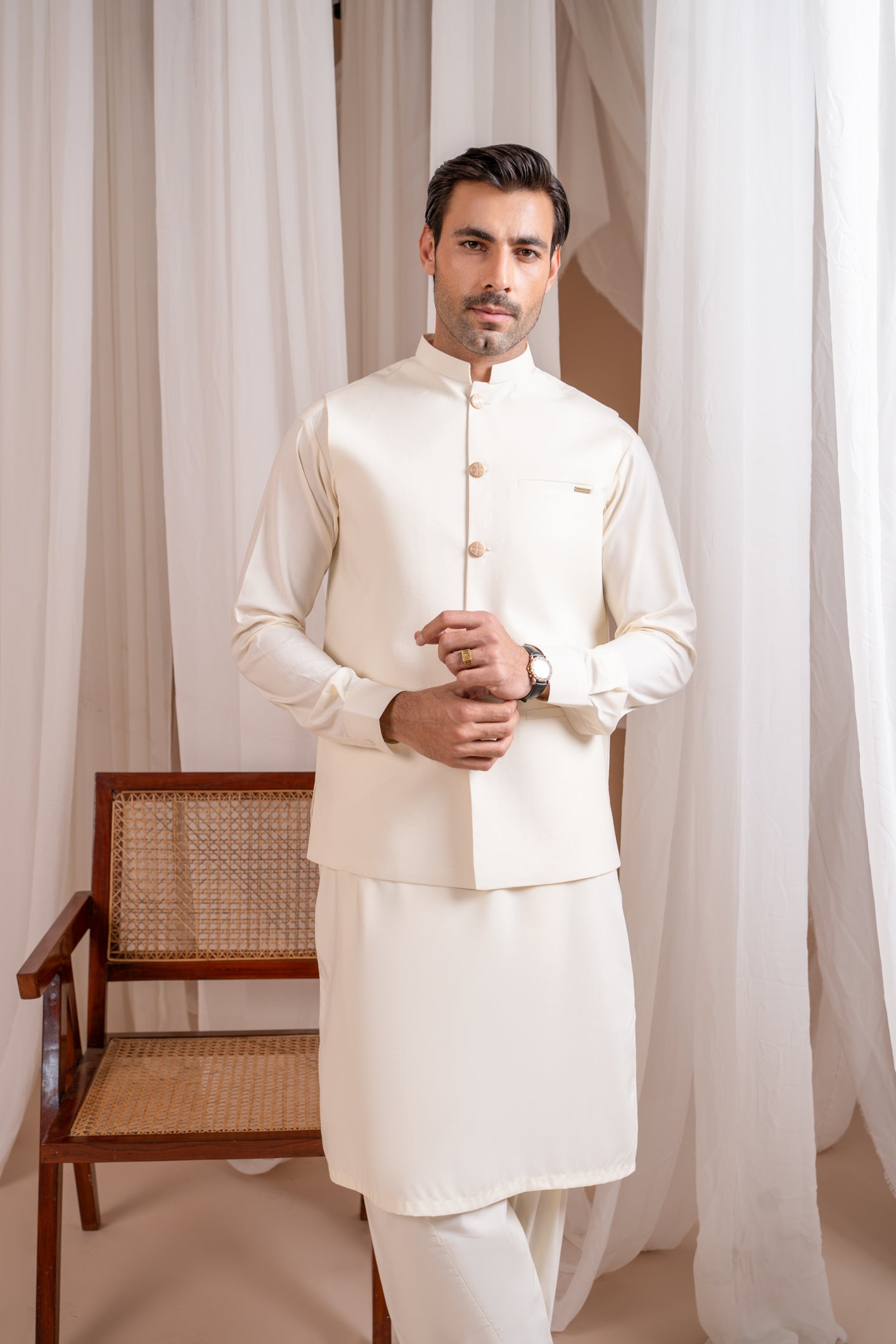 Bosky White Blended Straight-Cut Waistcoat (3-Piece) - Image 1