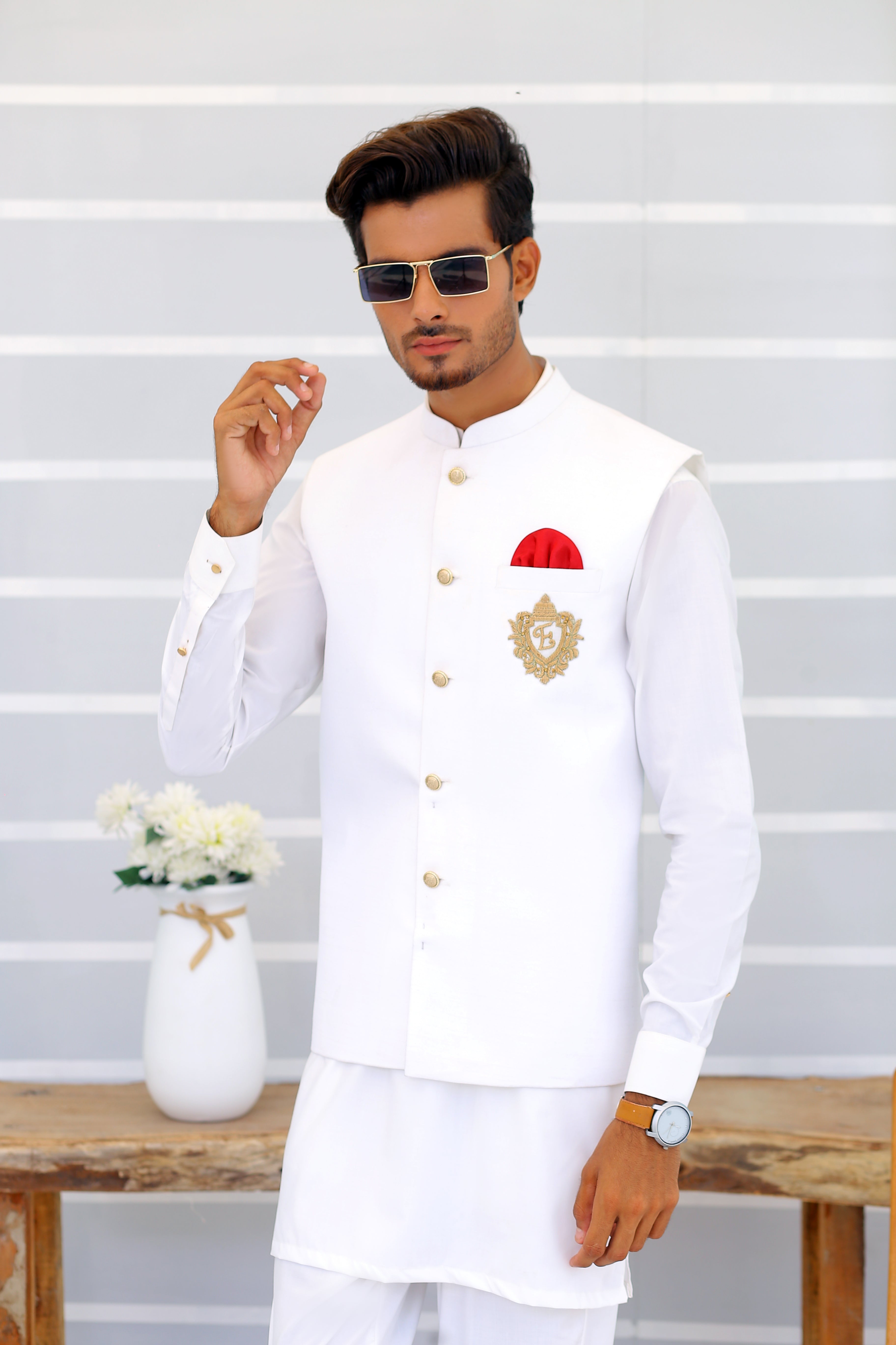 White Embroidered Cotton Blend Waistcoat Kurta (3-Piece) - Image 3