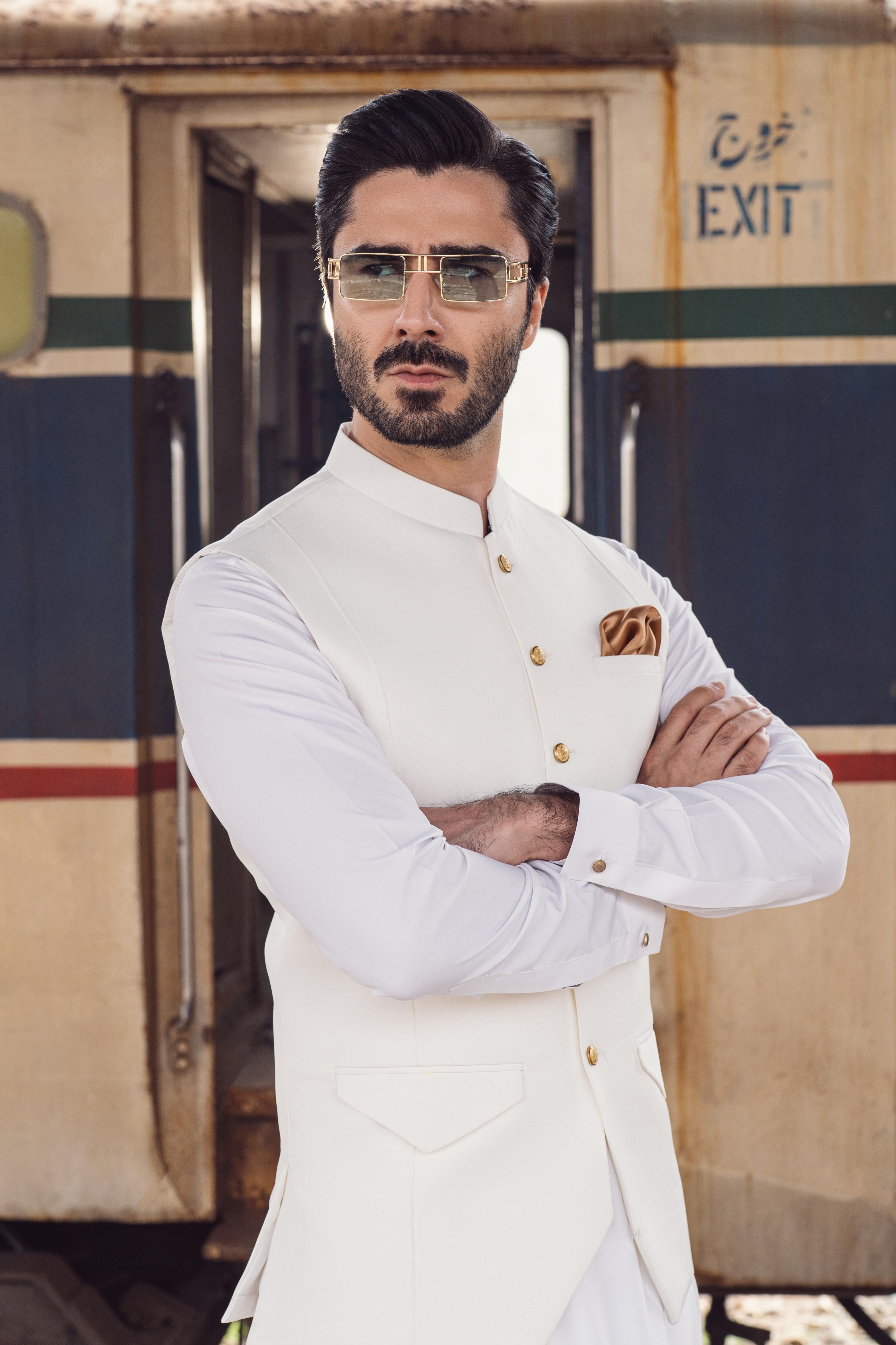 White Cotton Waistcoat Kurta Set (3-Piece) - Image 2