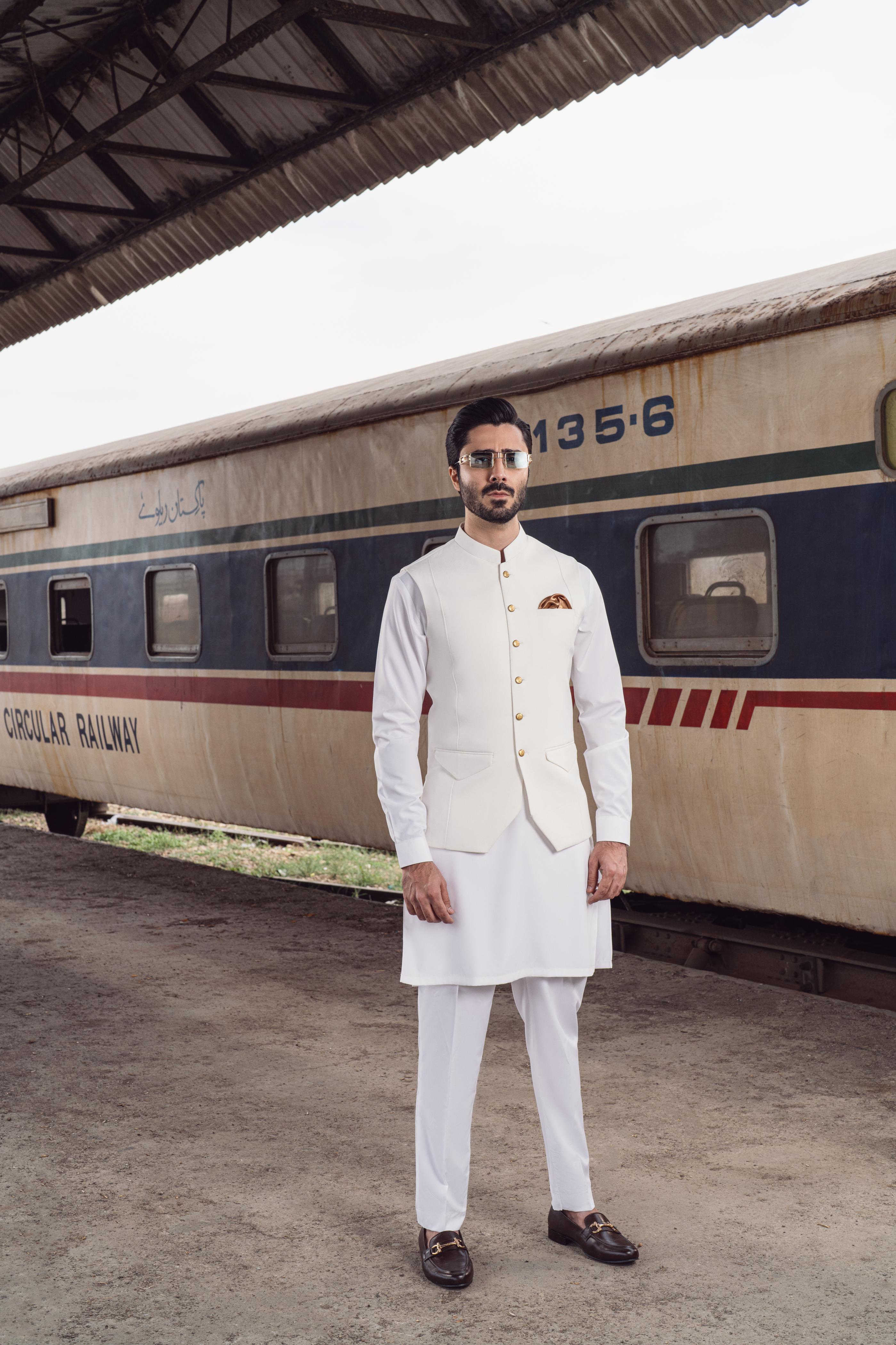 White Cotton Waistcoat Kurta Set (3-Piece) - Image 3