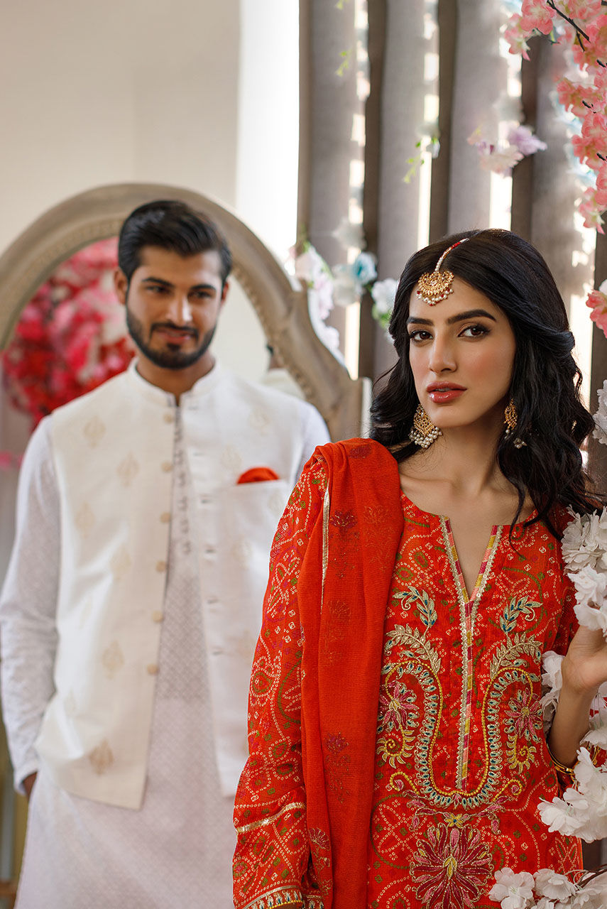 White Chikan Embroidered Cotton Waistcoat Kurta (3-Piece) - Image 5