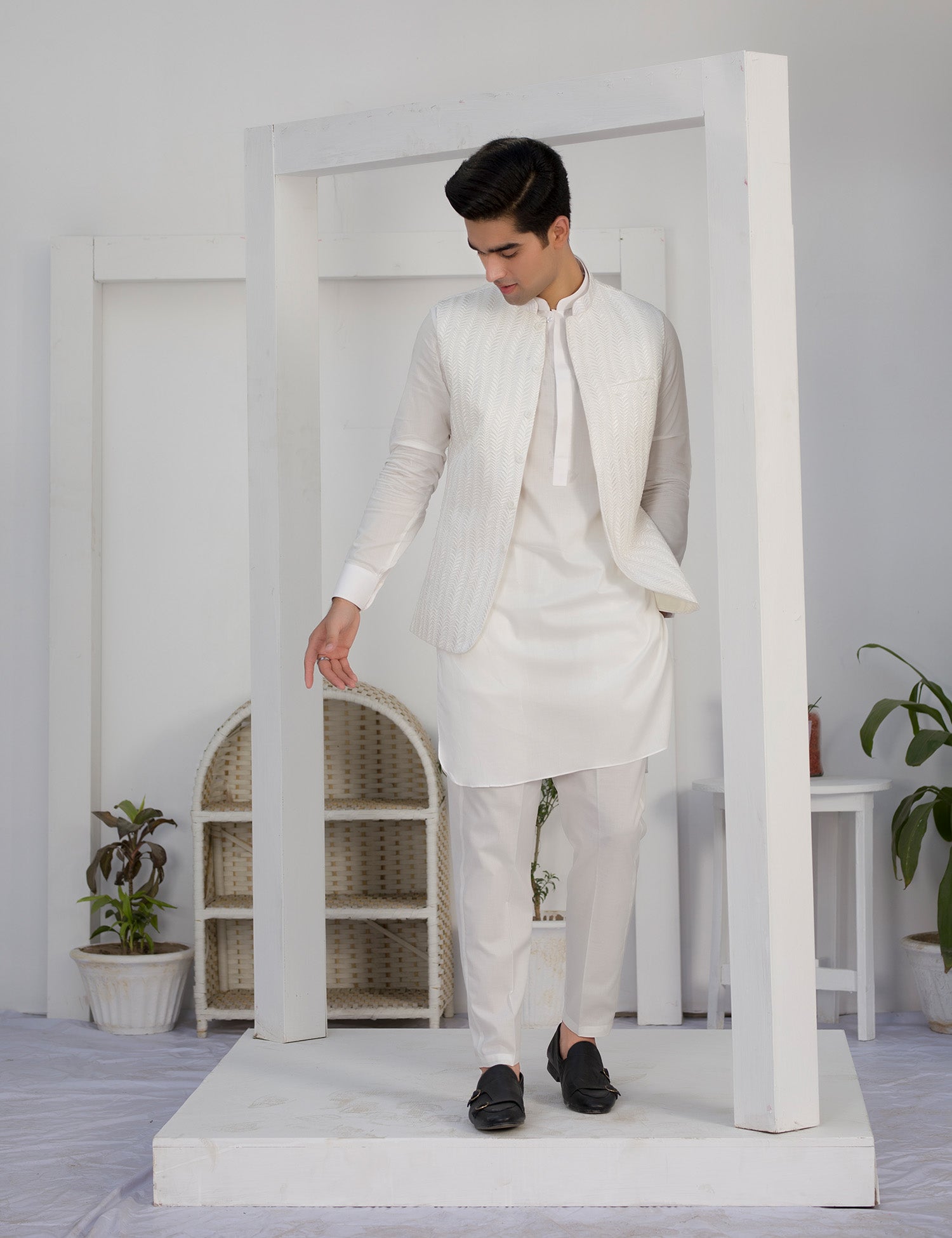 White Embroidered Cotton Waistcoat Kurta Set (3-Piece) - Image 9