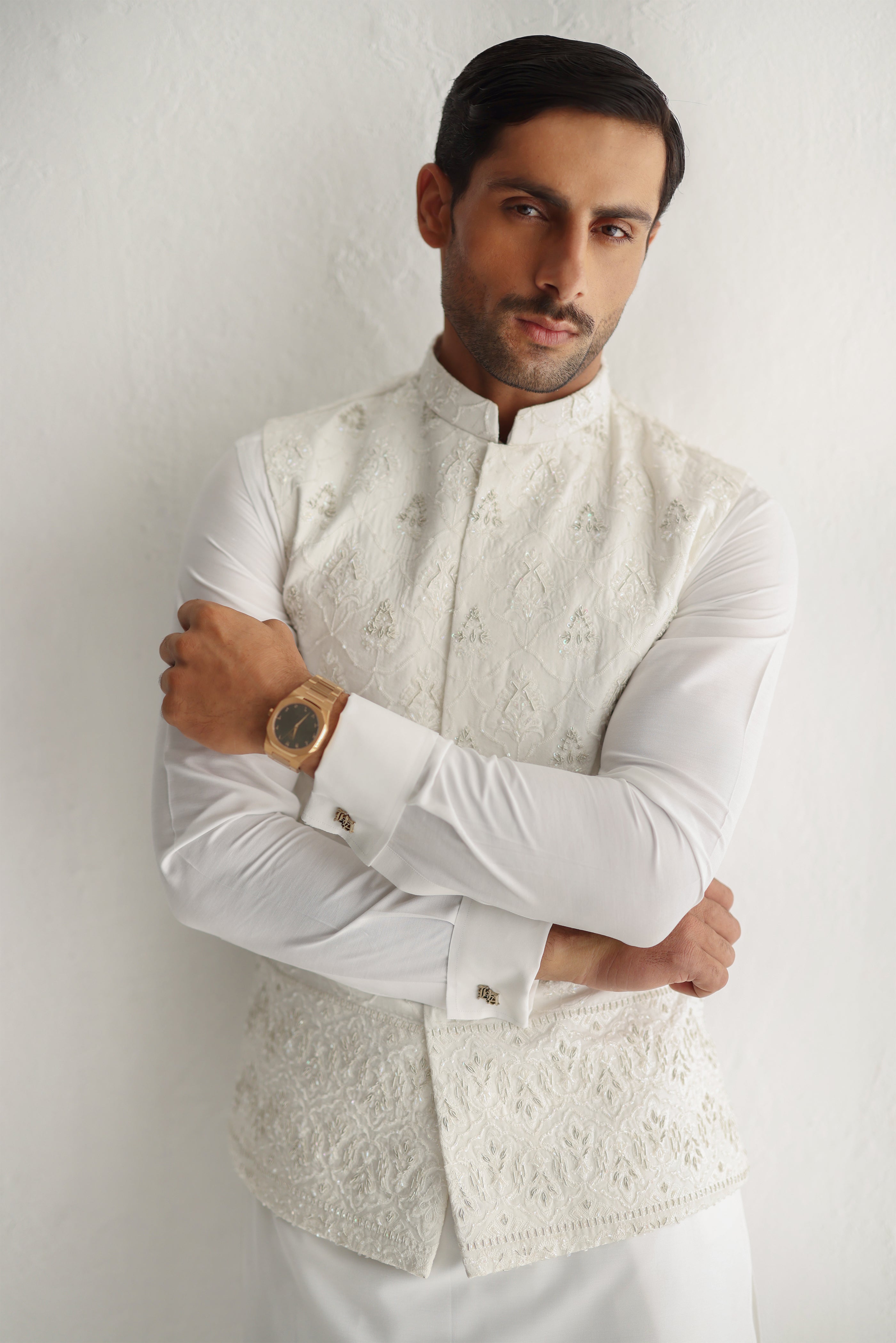 White Handworked Cotton Silk Waistcoat Kurta (3-Piece) - Image 2