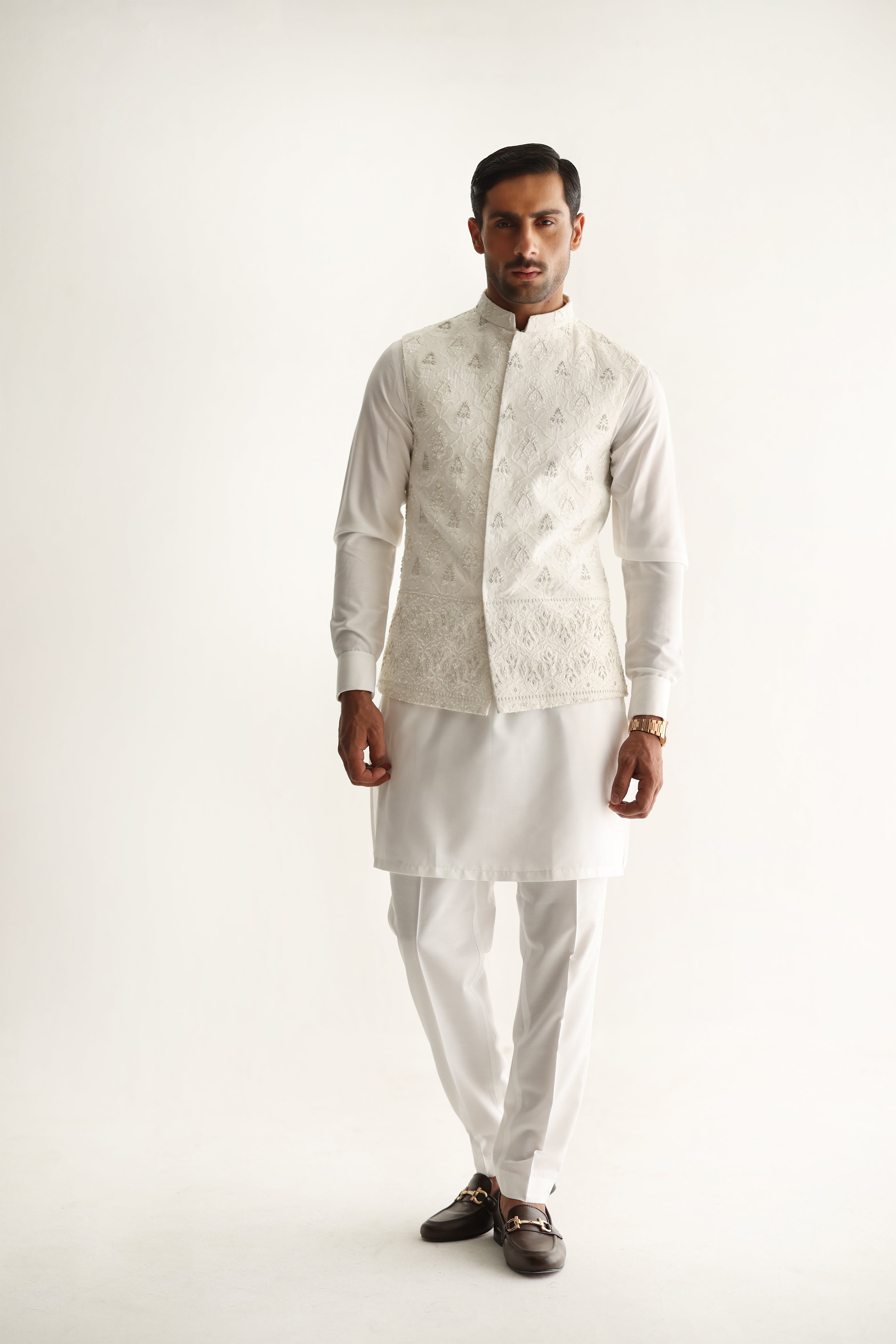 White Handworked Cotton Silk Waistcoat Kurta (3-Piece) - Image 3