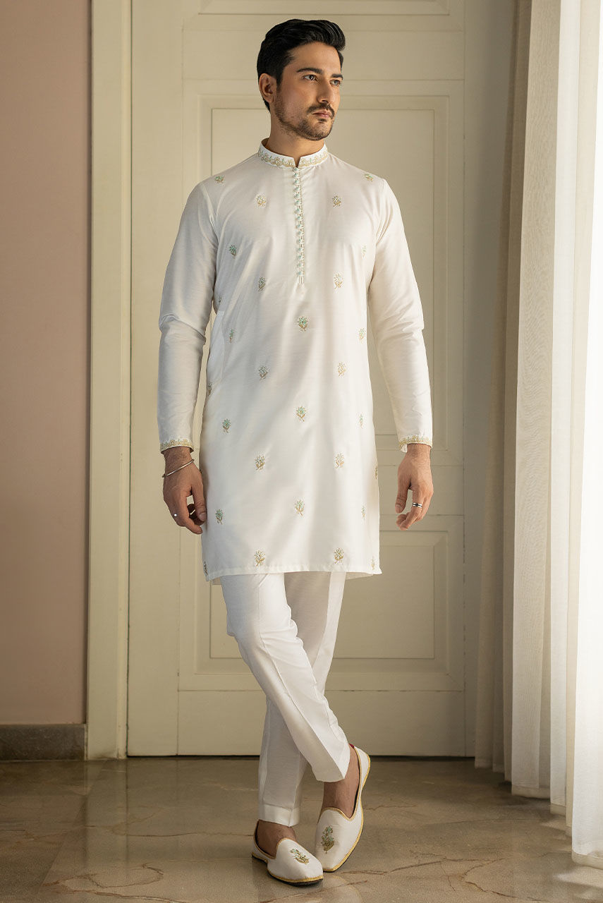 White Embroidered Cotton Silk Waistcoat Kurta (3-Piece) - Image 1