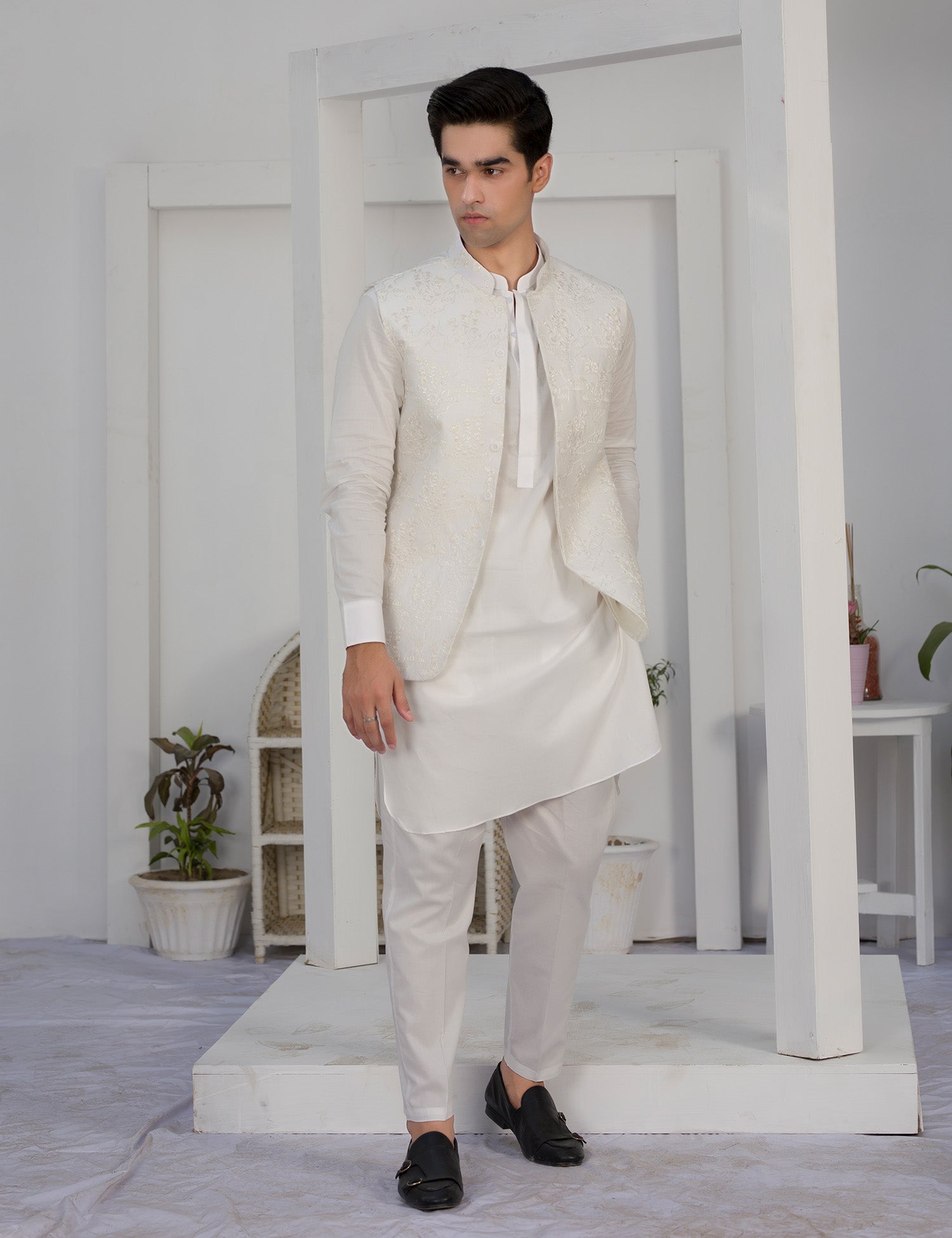 White Embroidered Cotton Waistcoat Kurta Set (3-Piece) - Image 1