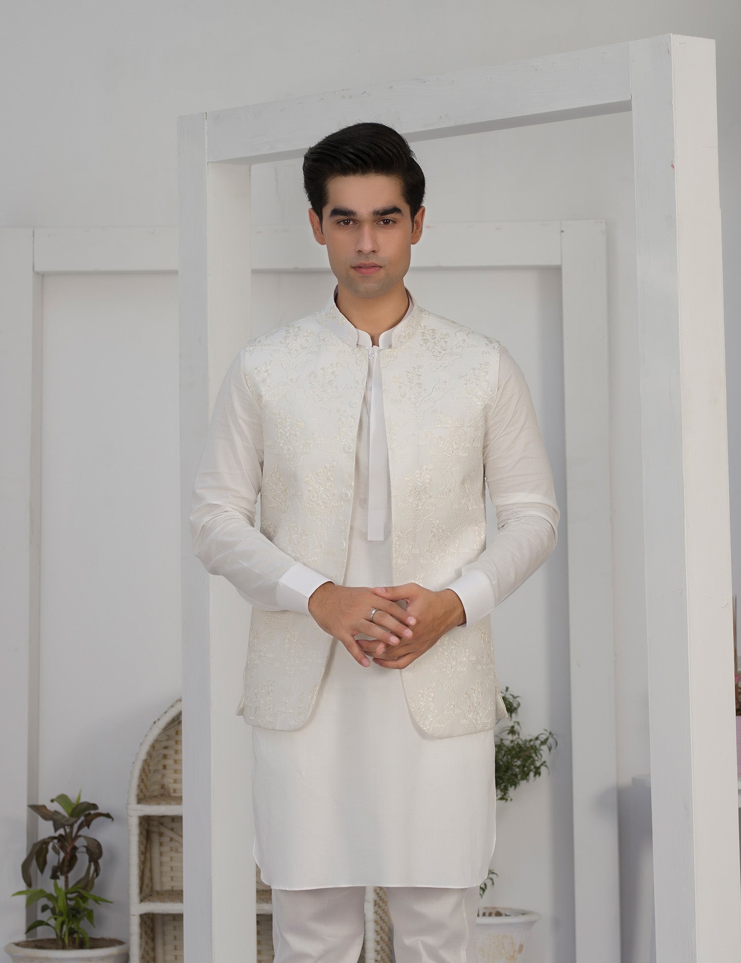 White Embroidered Cotton Waistcoat Kurta Set (3-Piece) - Image 2