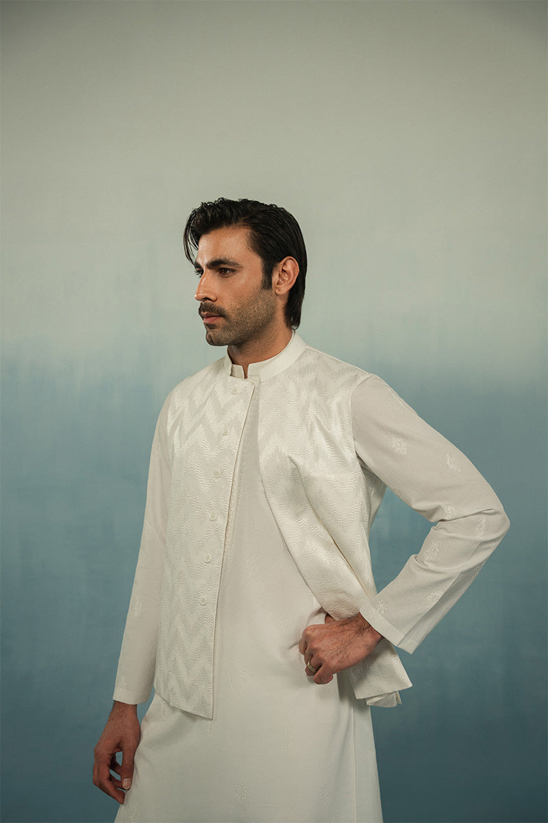White Herringbone Textured Waistcoat Kurta (3-Piece) - Image 2