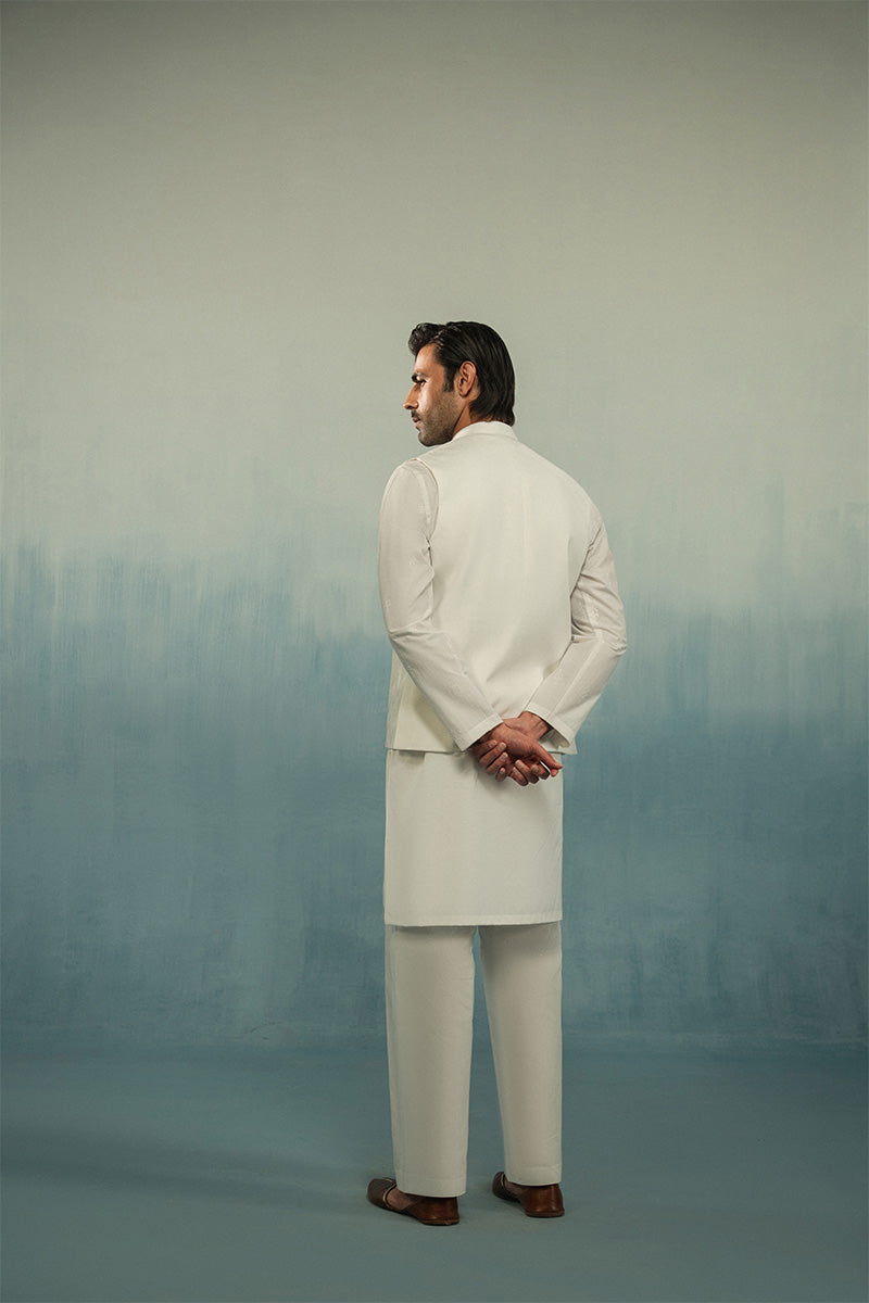White Herringbone Textured Waistcoat Kurta (3-Piece) - Image 8