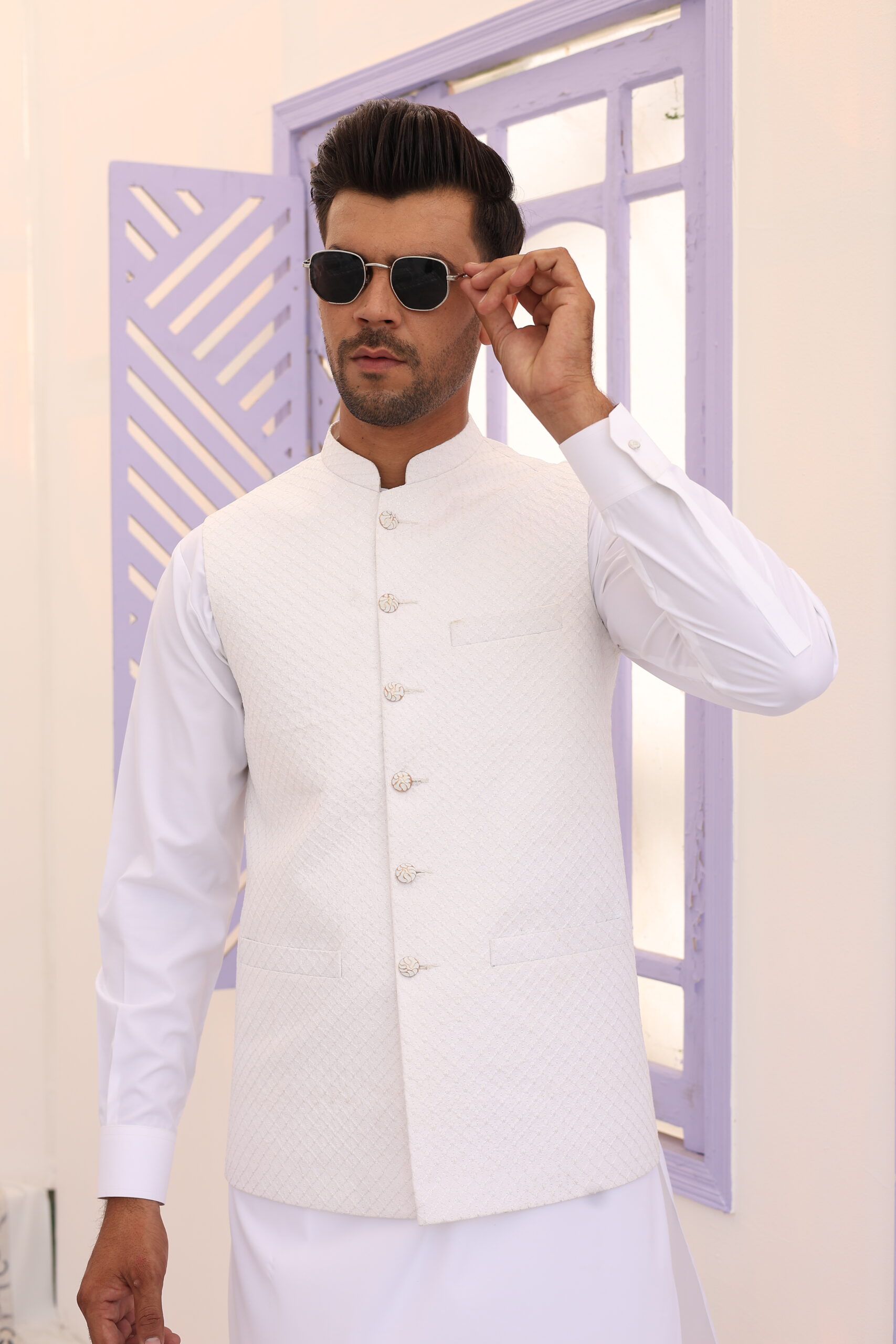 White Diamond-Textured Mesuri Waistcoat Kurta (3-Piece) - Image 1