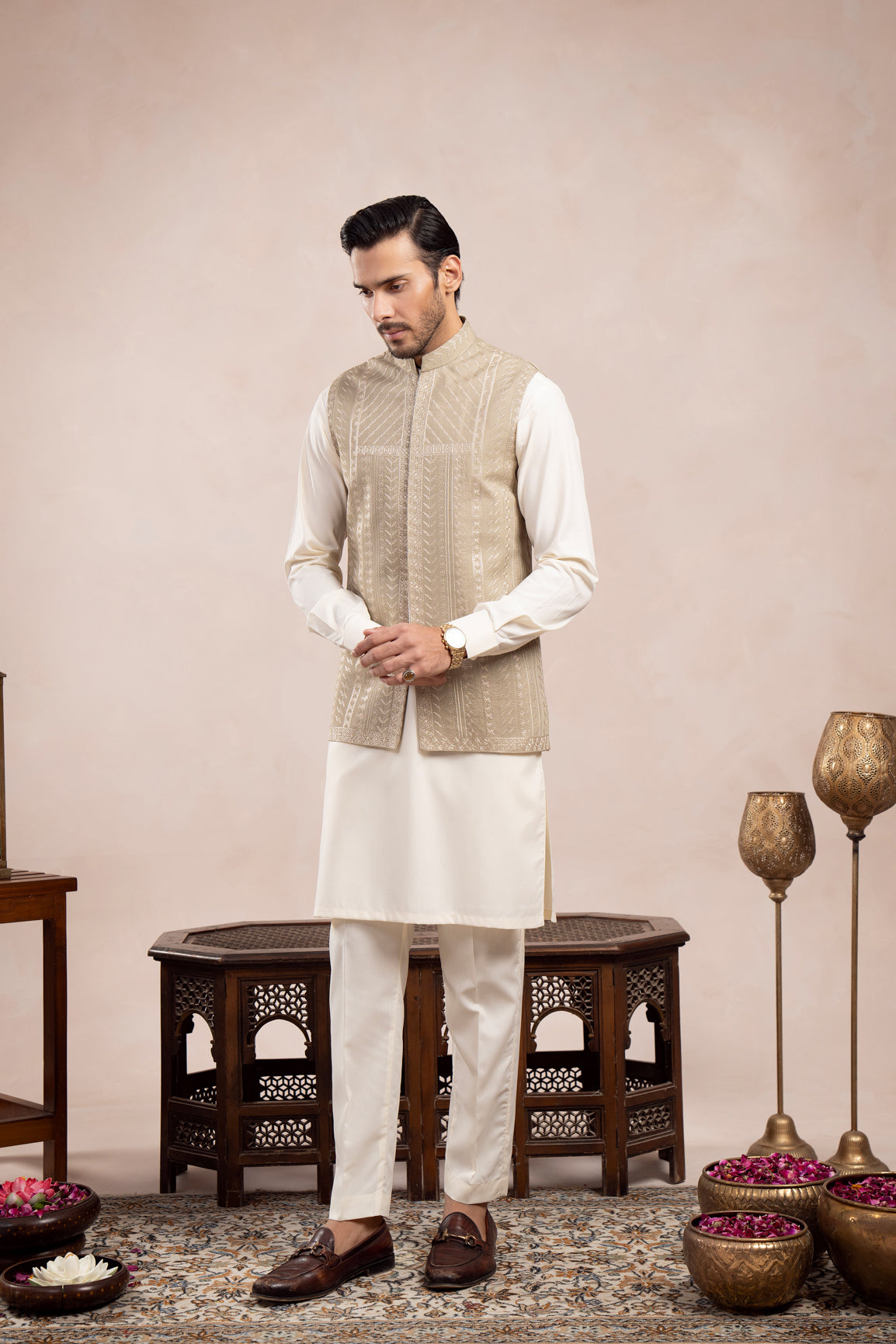 White Embroidered Raw Silk Waistcoat Kurta (3-Piece) - Image 2