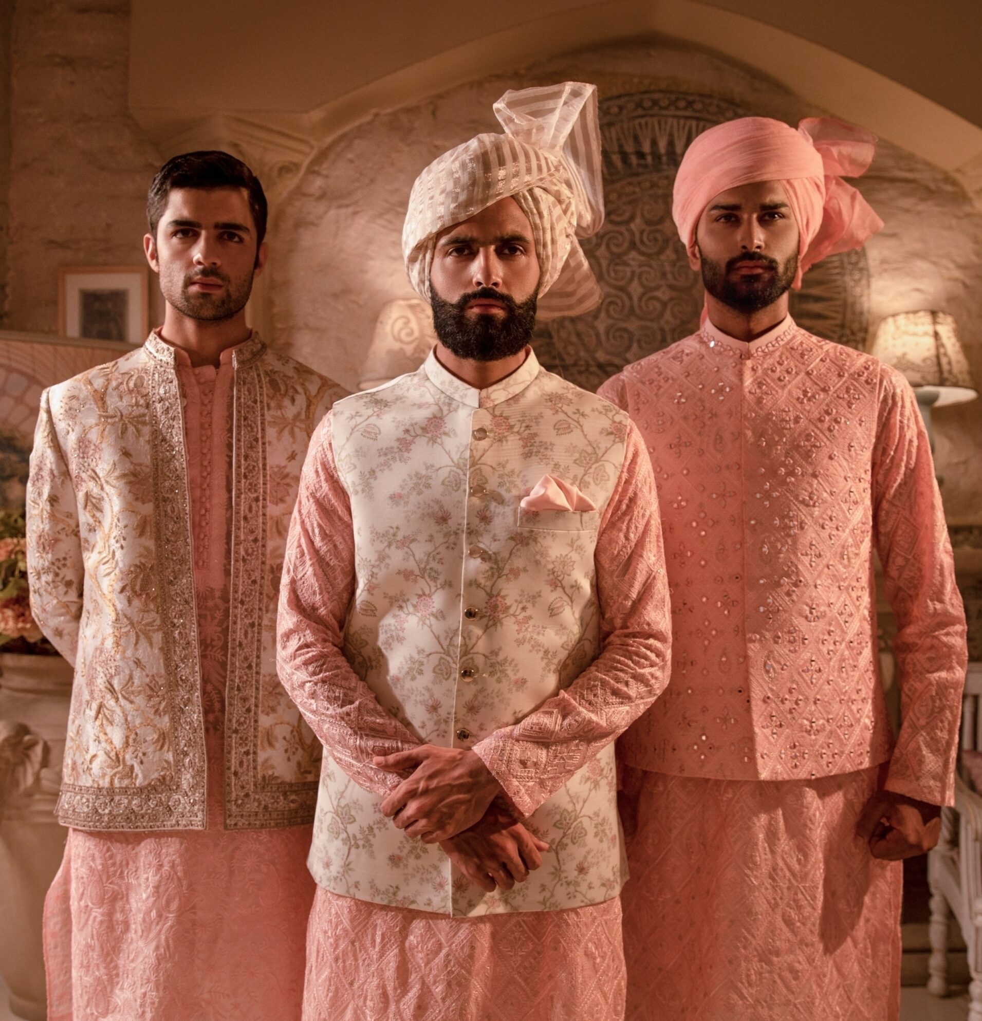 White Floral Embroidered Silk-Blend Waistcoat (3-Piece) - Image 1