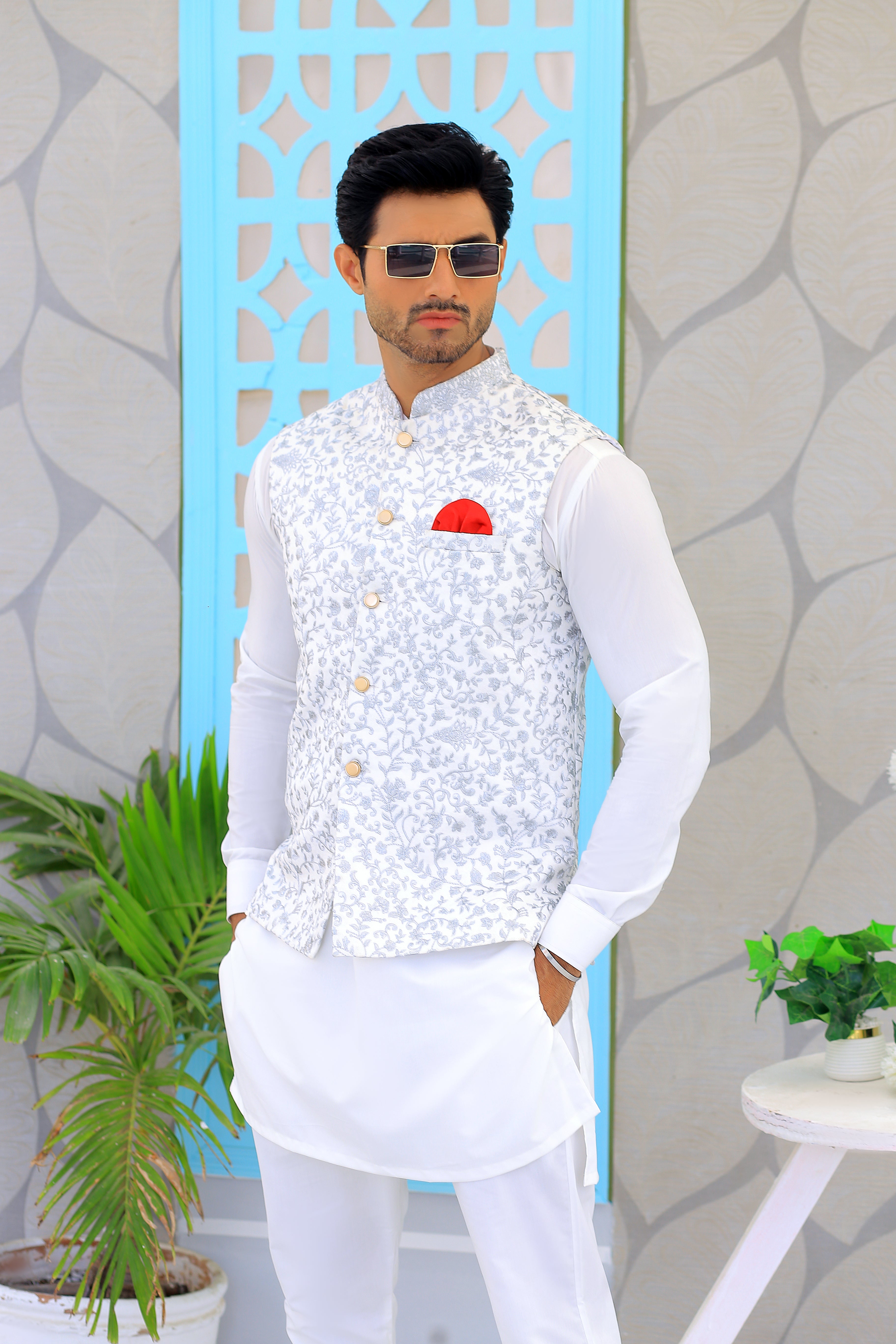 White Embroidered Silk-Blend Waistcoat Kurta (3-Piece) - Image 4