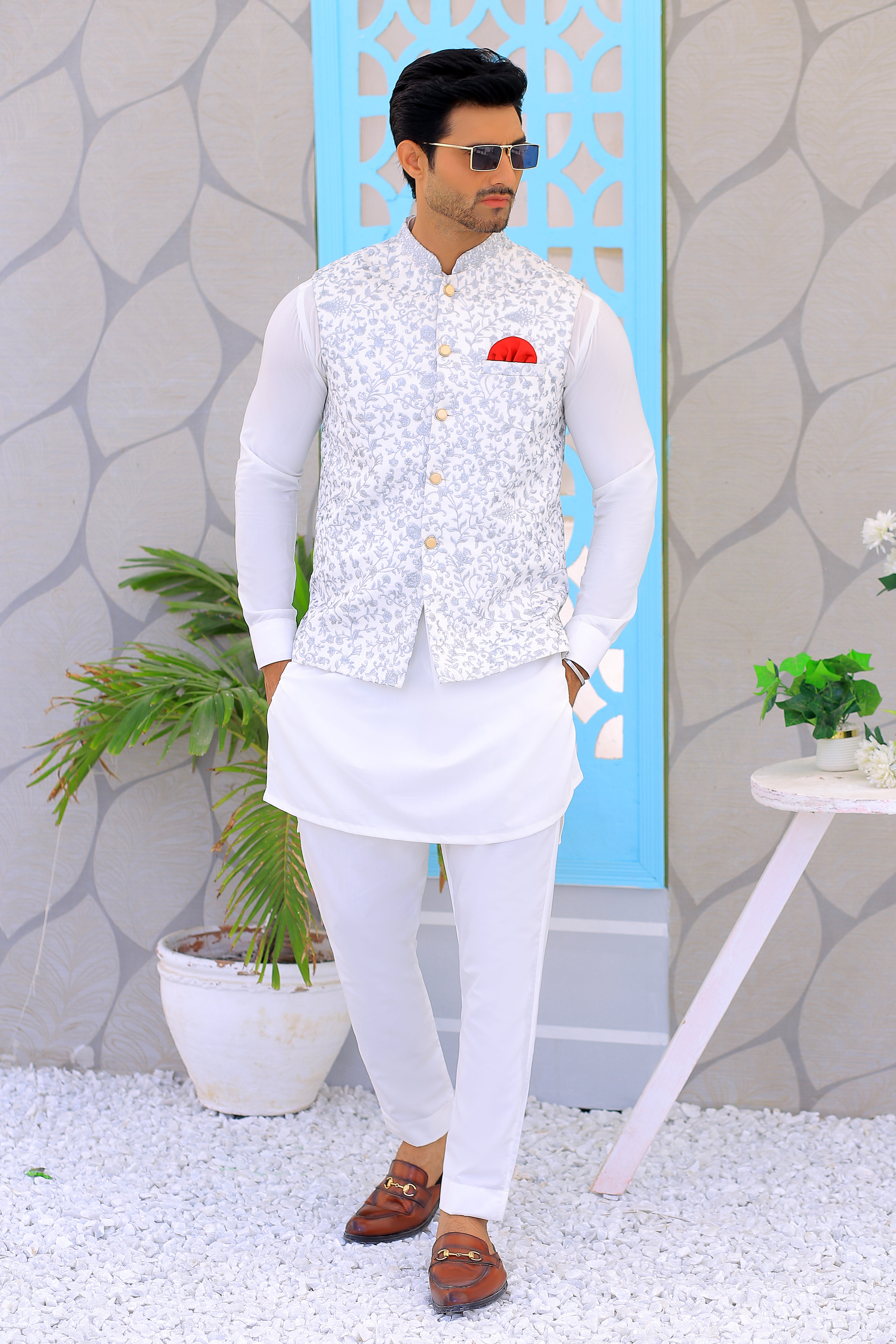 White Embroidered Silk-Blend Waistcoat Kurta (3-Piece) - Image 5