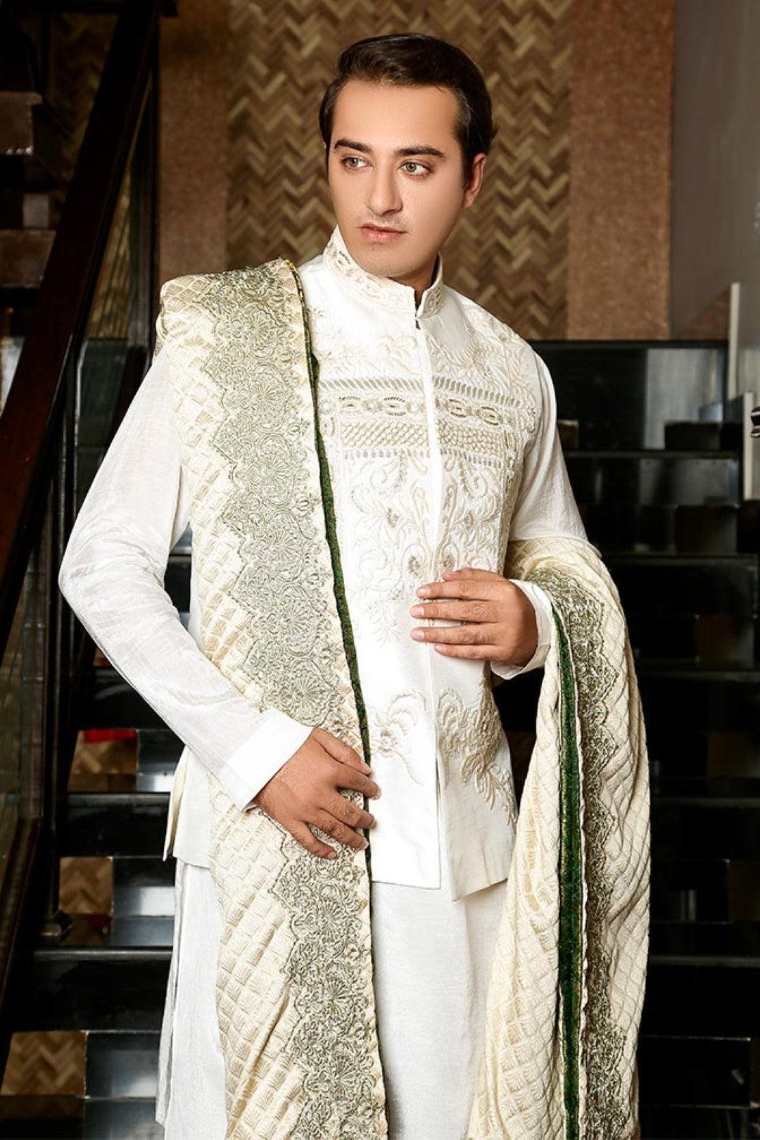 White Embroidered Silk Waistcoat Kurta Set (3-Piece) - Image 4