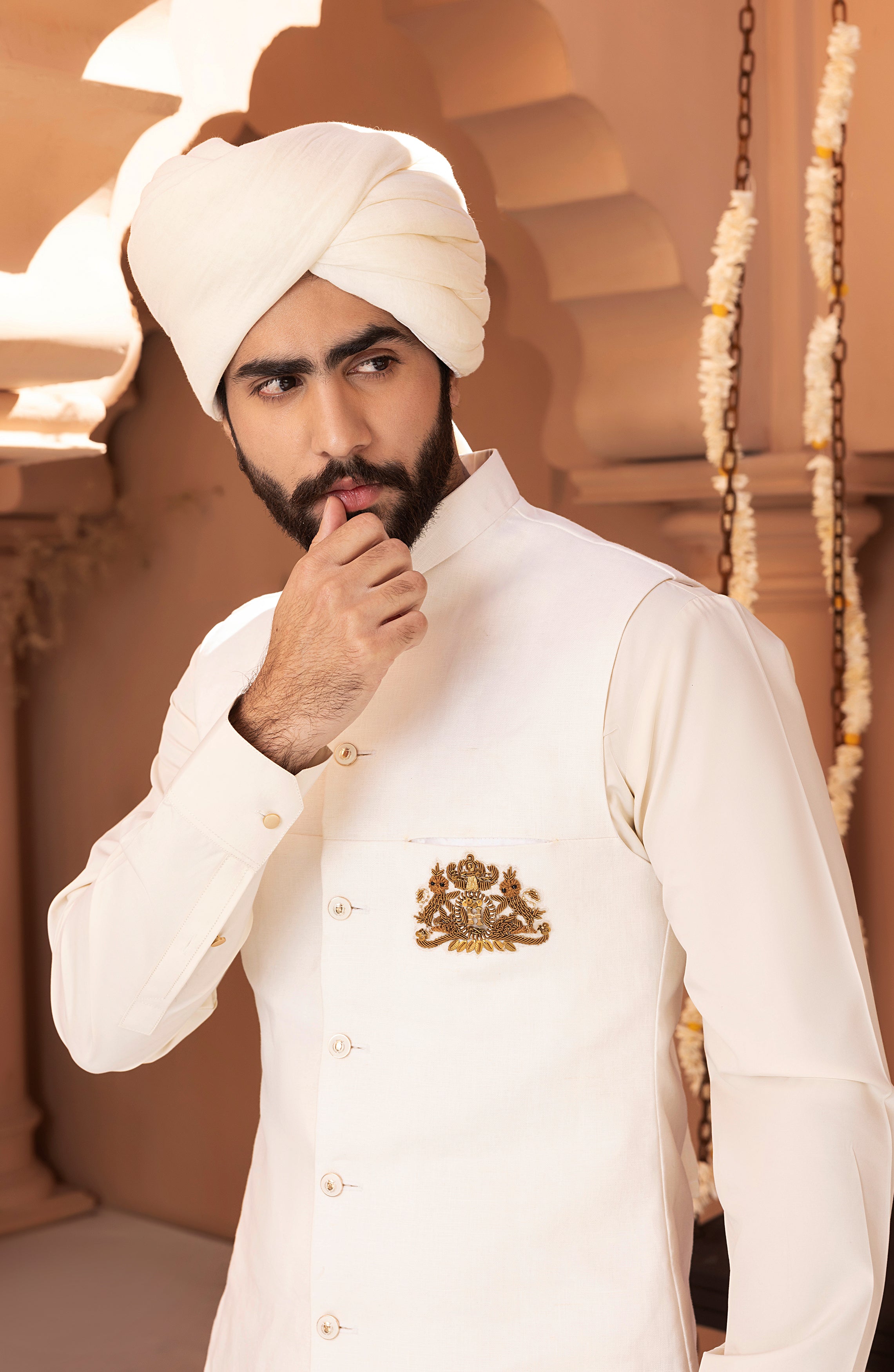 White Crest Embroidered Twill Waistcoat Kurta (3-Piece) - Image 2