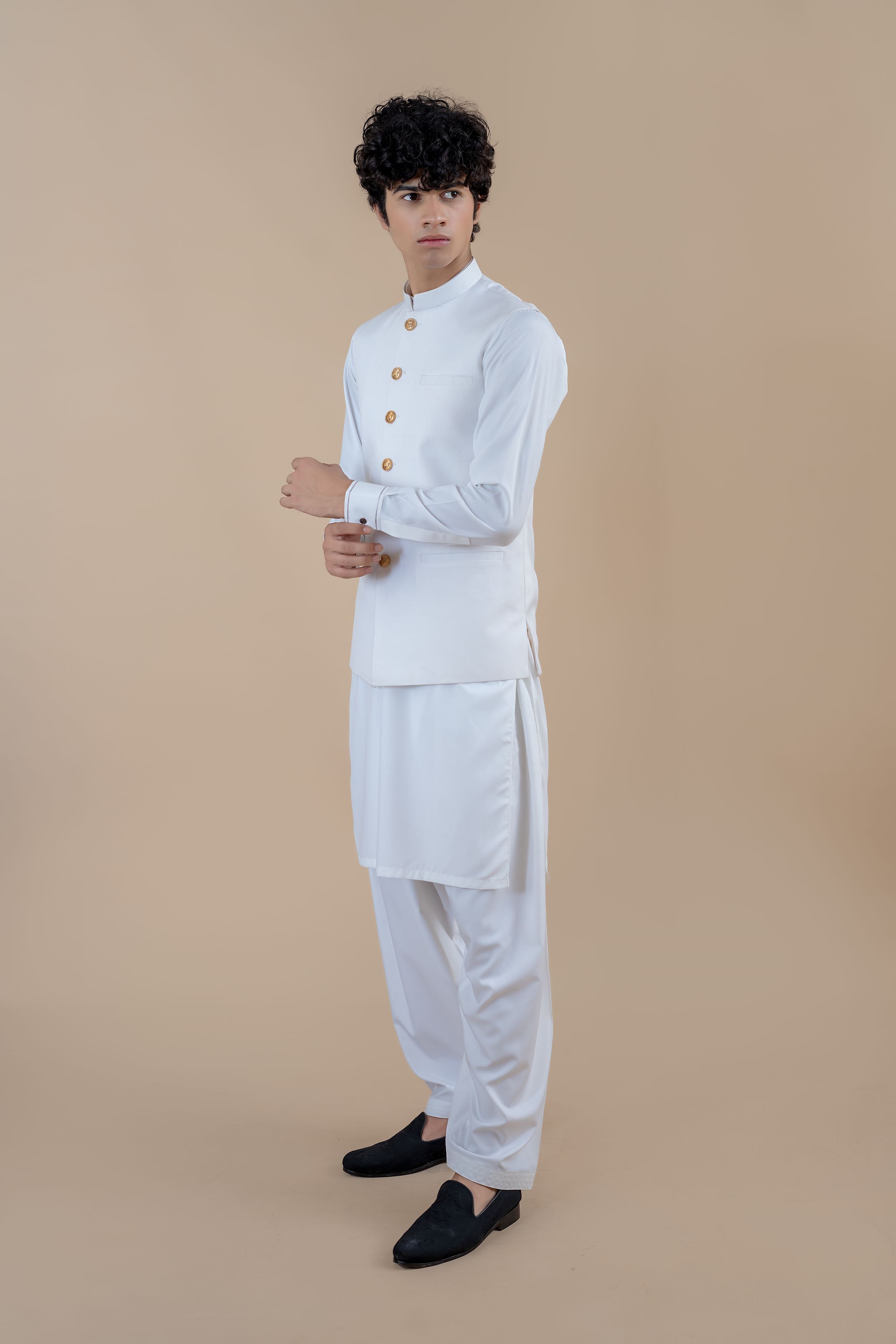 White Wash & Wear Waistcoat Kurta (3-Piece) - Image 1