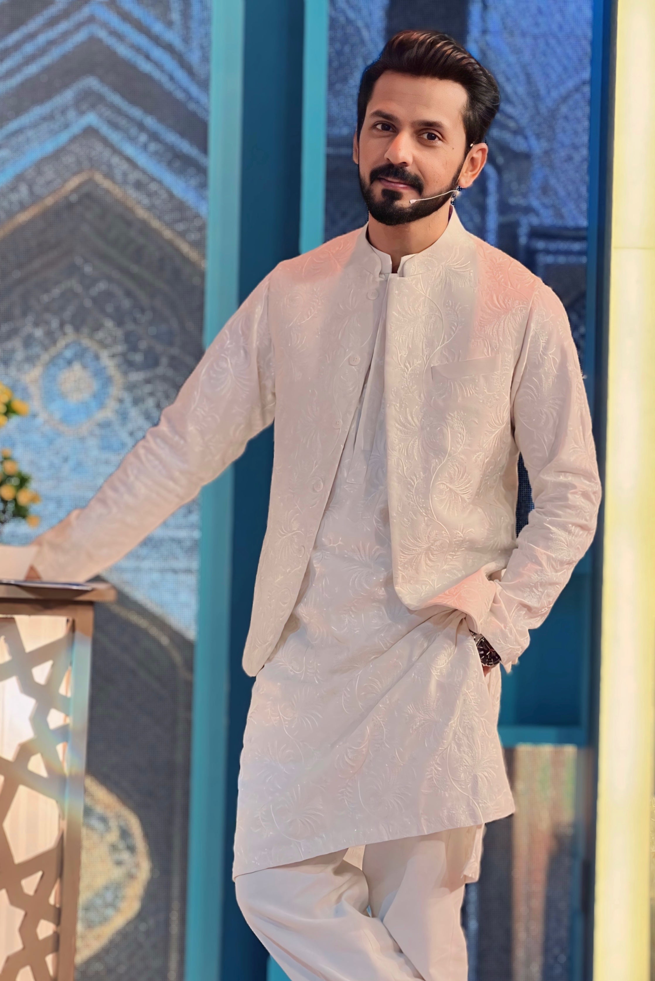 White Embroidered Wash & Wear Waistcoat Kurta (3-Piece) - Image 1