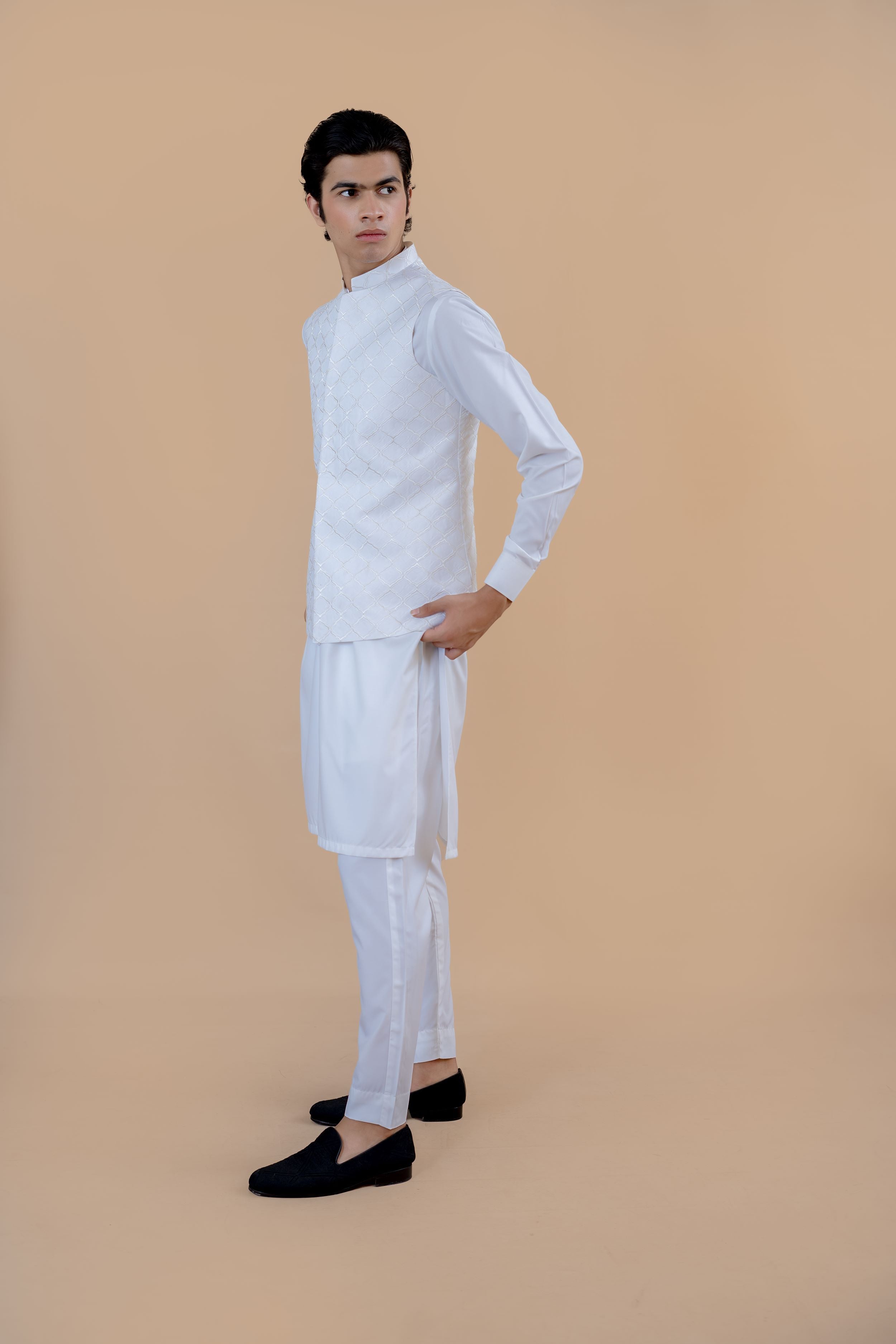 White Embroidered Wash & Wear Waistcoat Kurta (3-Piece) - Image 4