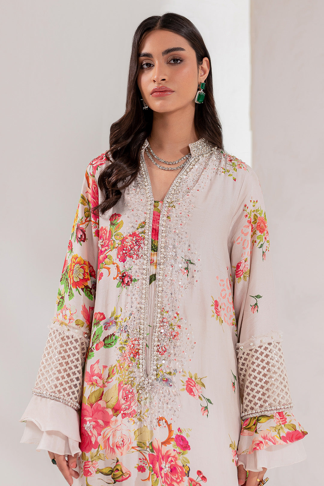 Pearly White Floral Embellished Georgette Kaftan (2-Piece) - Image 4