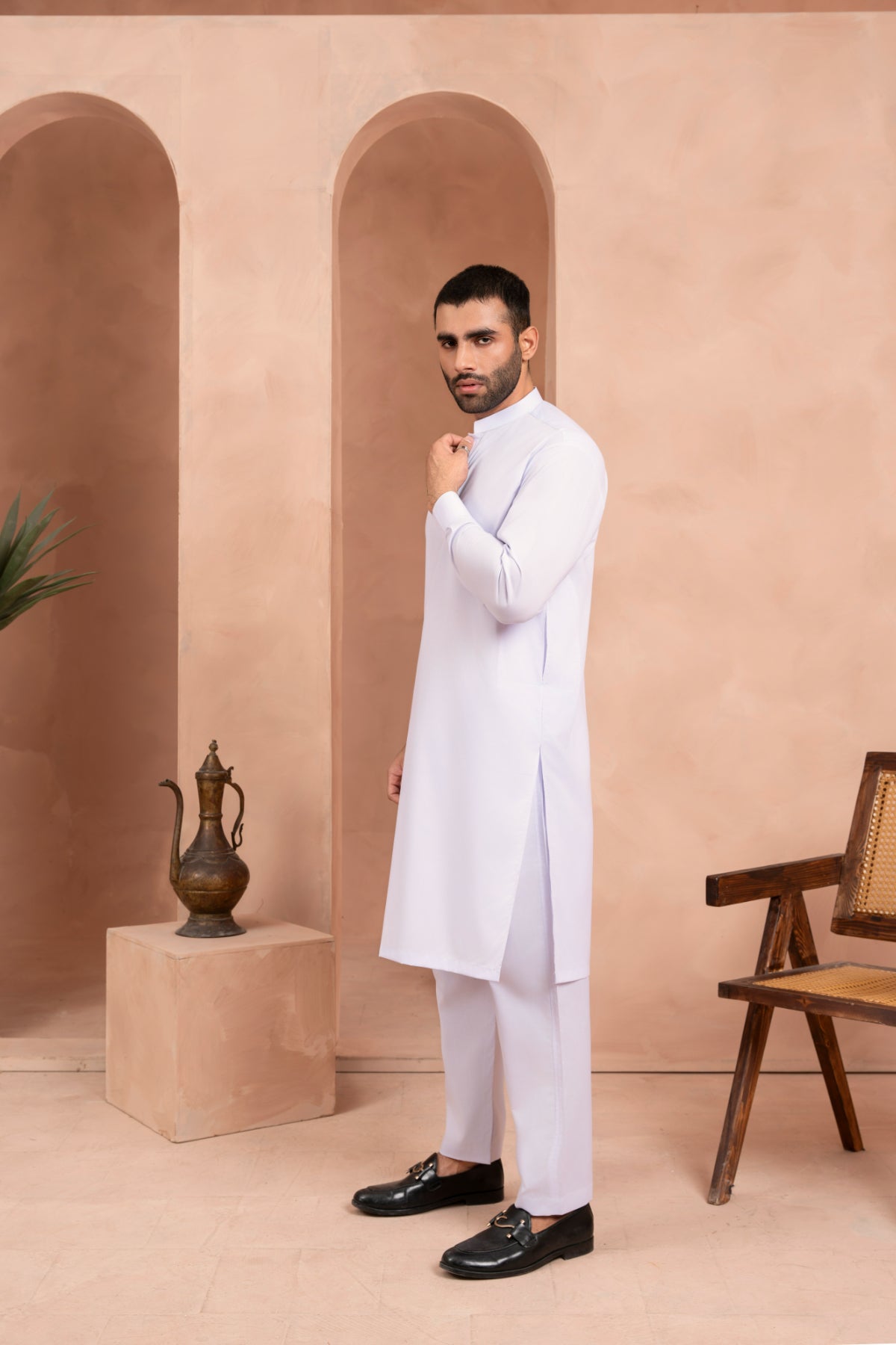 Pearl White Blended Fabric Kurta Pajama (2-Piece) - Image 2
