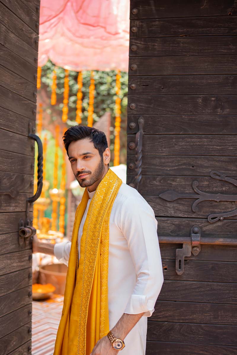 White Self-Print Cotton Kurta Pajama (3-Piece) - Image 2