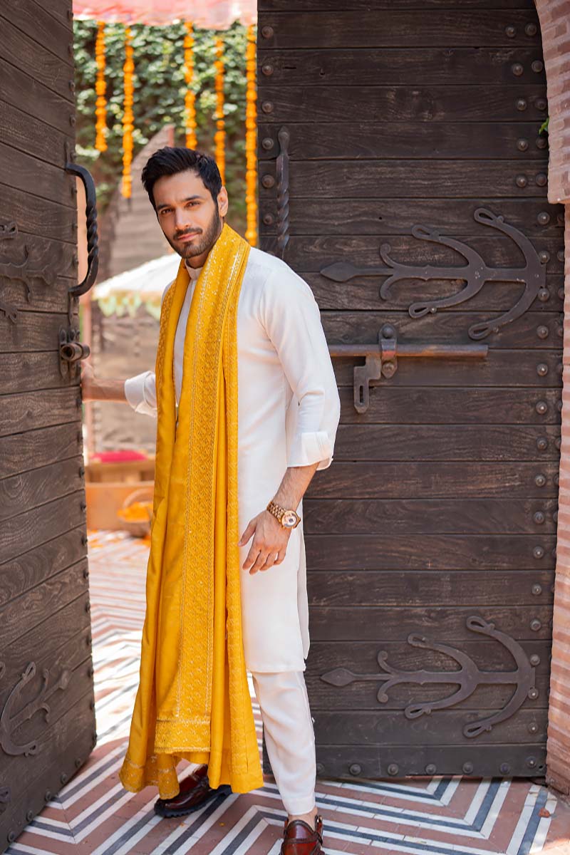 White Self-Print Cotton Kurta Pajama (3-Piece) - Image 4