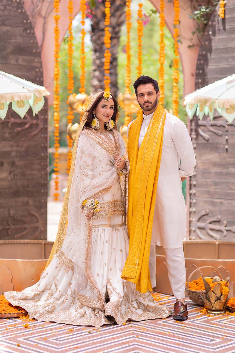 White Self-Print Cotton Kurta Pajama (3-Piece) - Image 5