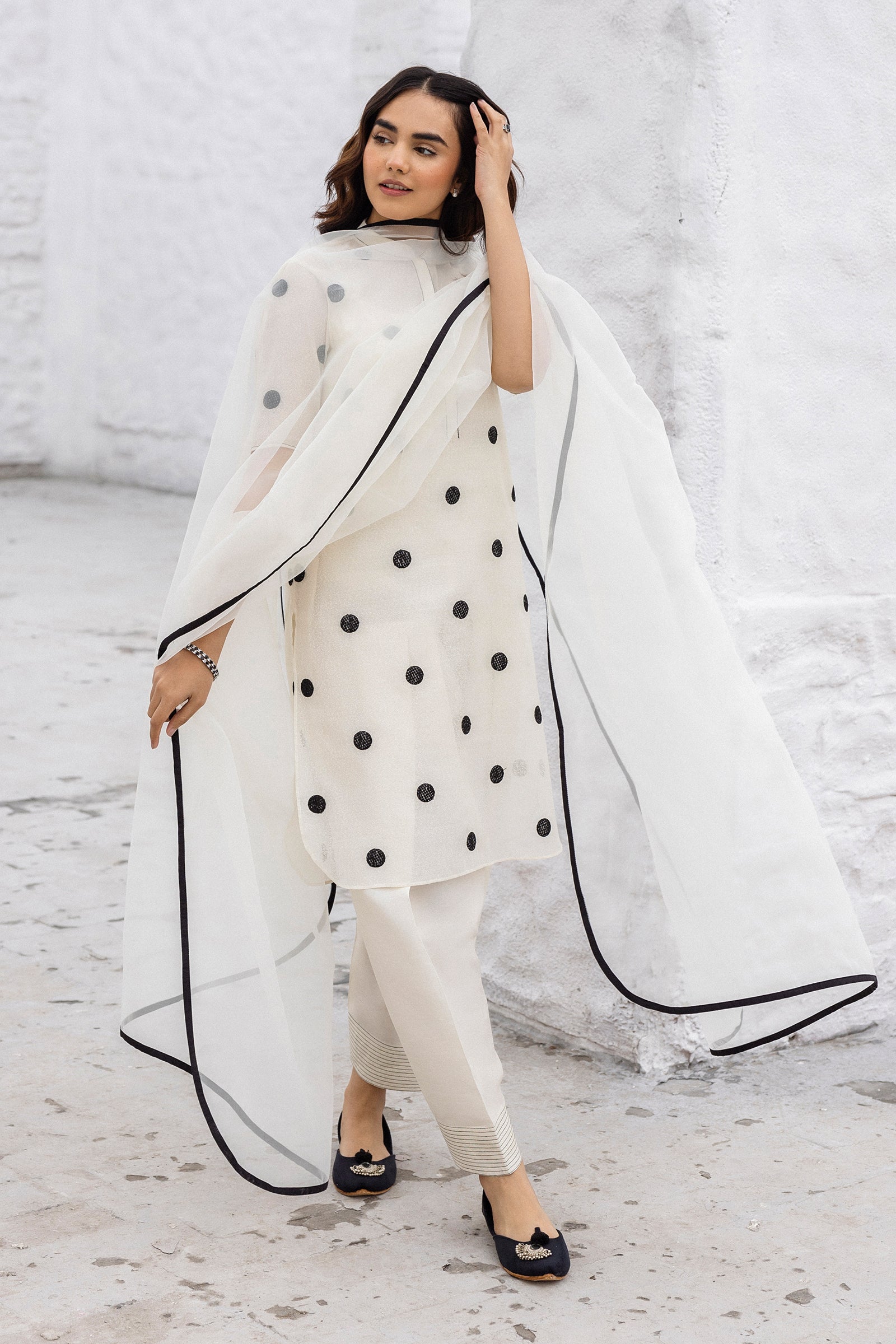 Pakistani Pearl White Polka Embroidered Cotton Karandi Kurta Set (3-Piece) - Image 2