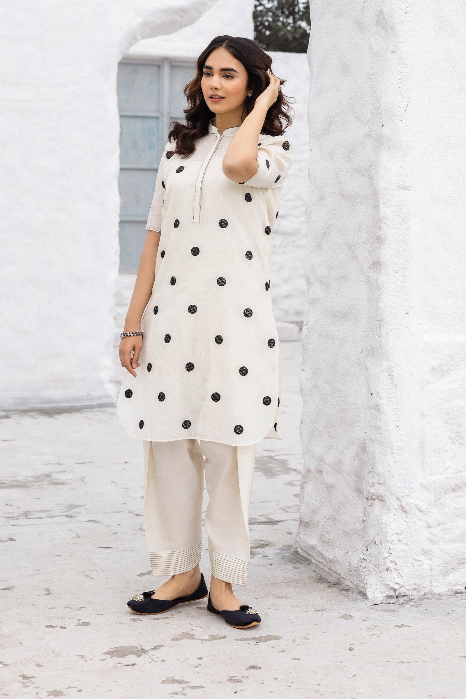 Pakistani Pearl White Polka Embroidered Cotton Karandi Kurta Set (3-Piece) - Image 6