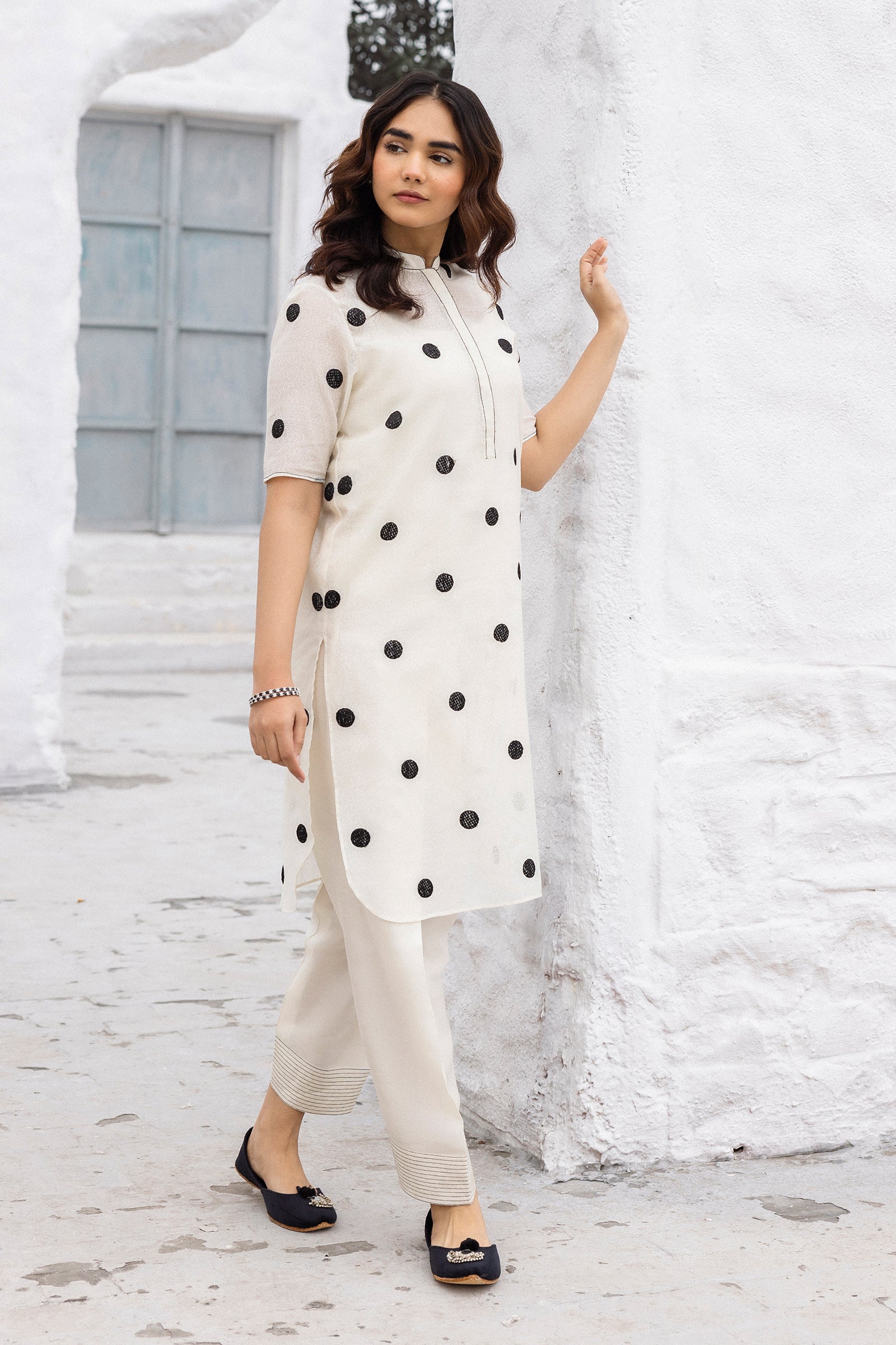 Pakistani Pearl White Polka Embroidered Cotton Karandi Kurta Set (3-Piece) - Image 7