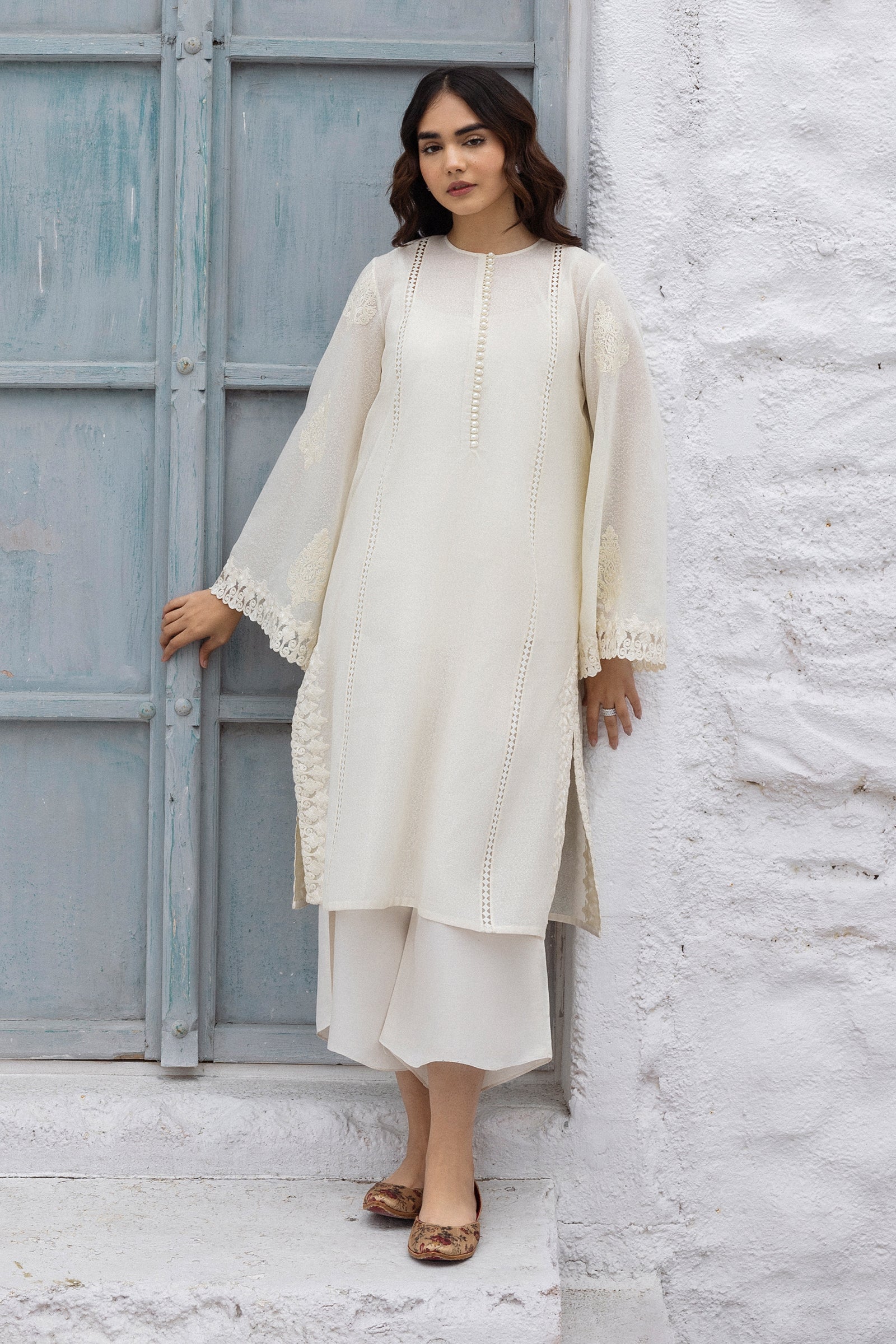 Pearl White Embroidered Cotton Karandi Salwar Kameez (3-Piece) - Image 11