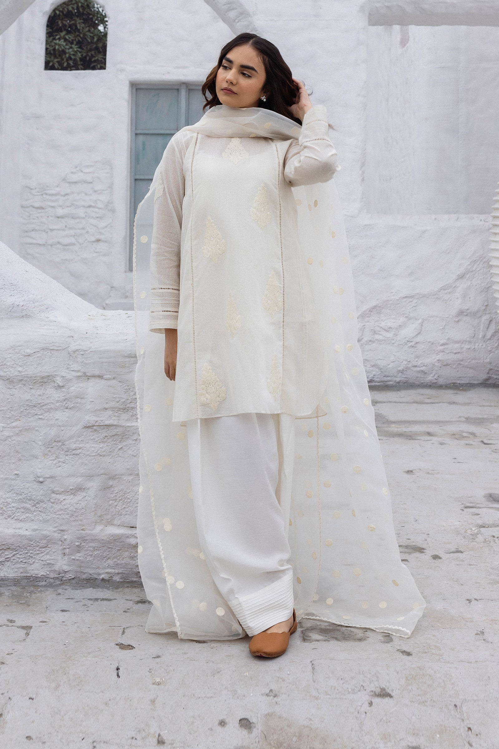 Pearl White Embroidered Cotton Karandi Salwar Kameez (3-Piece) - Image 6