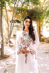 White Floral Embroidered Georgette Chiffon Salwar Kameez (3-Piece) - Image 6