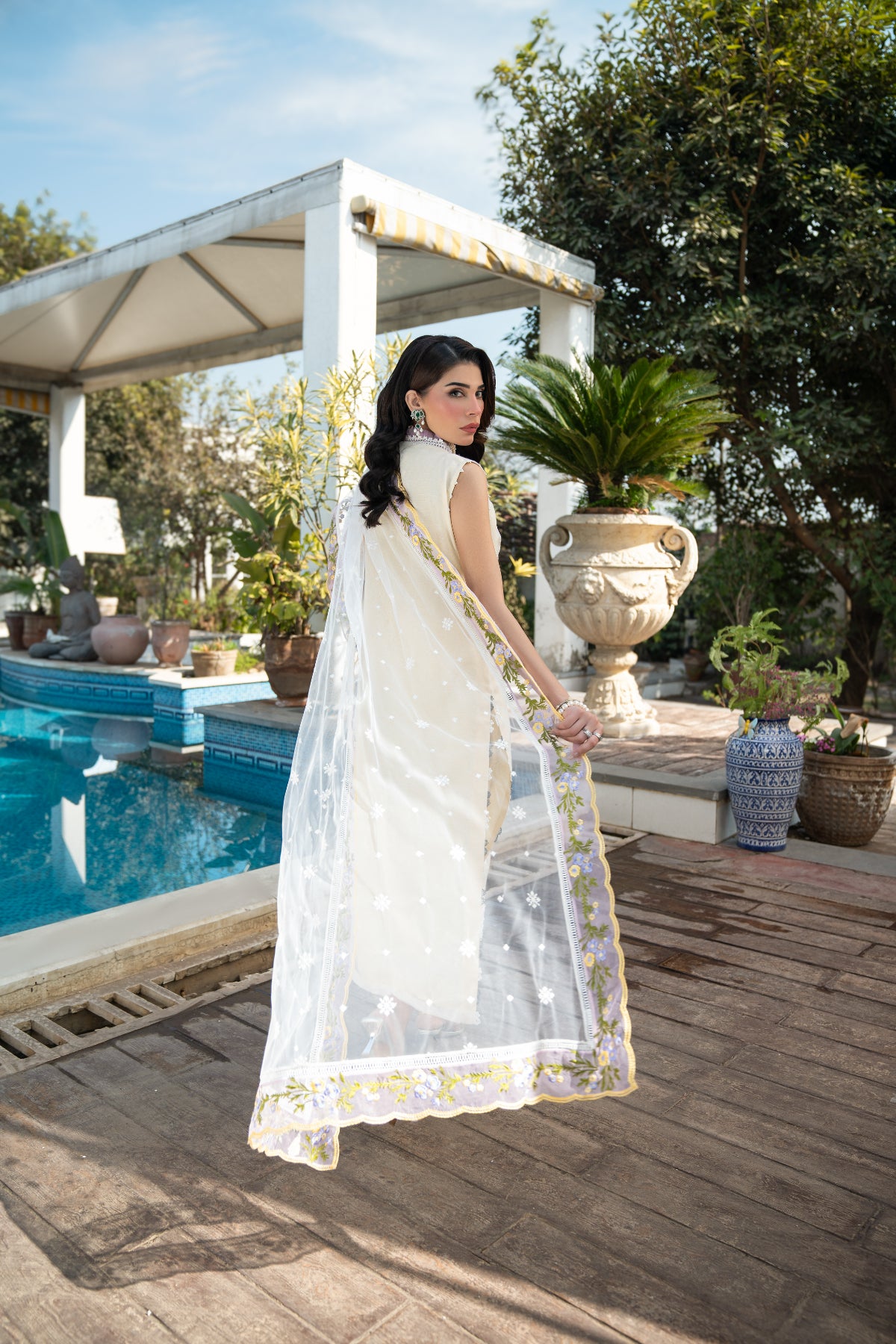 White Embroidered Khadi Net Salwar Kameez (3-Piece) - Image 4