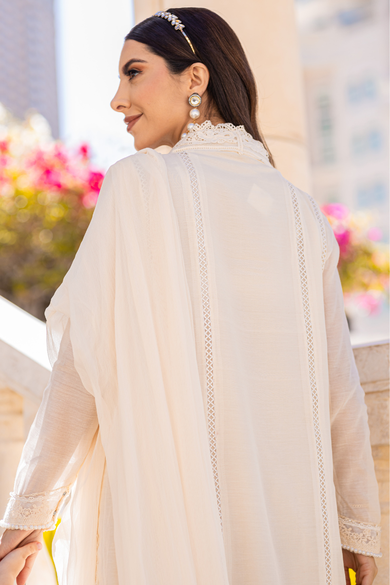 Swan White Lace Kora Cotton Salwar Kameez (3-Piece) - Image 2