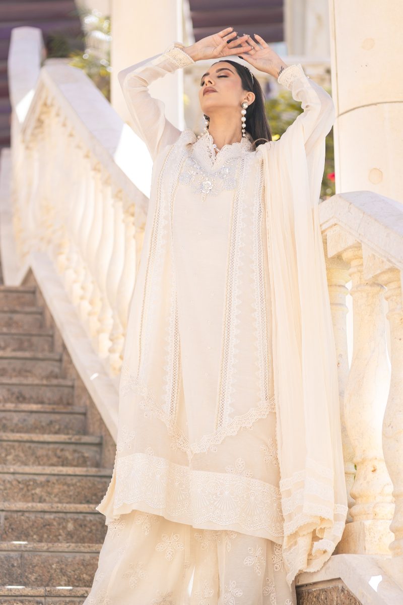Swan White Lace Kora Cotton Salwar Kameez (3-Piece) - Image 3