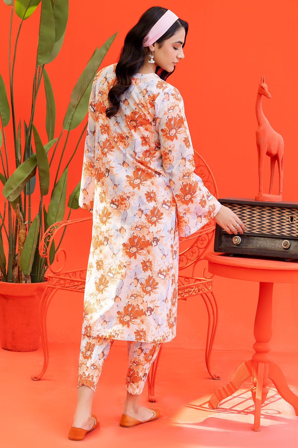 White Orange Digital Printed Lawn Salwar Kameez (2-Piece) - Image 3