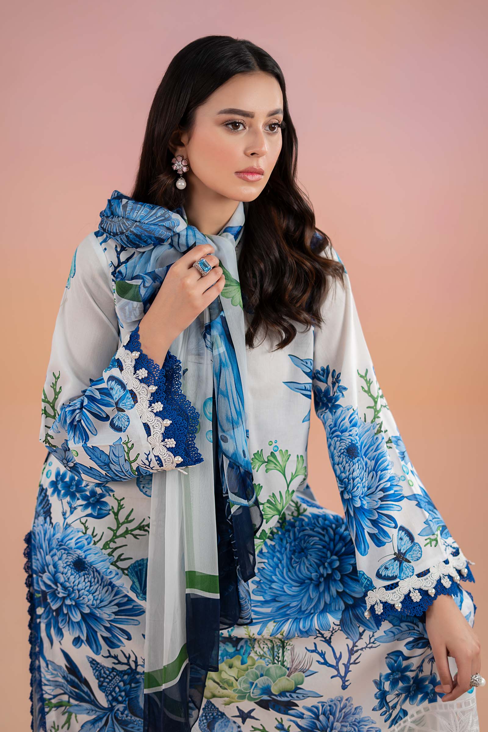 Pakistani White & Blue Printed Lawn 3-Piece Suit - Image 3