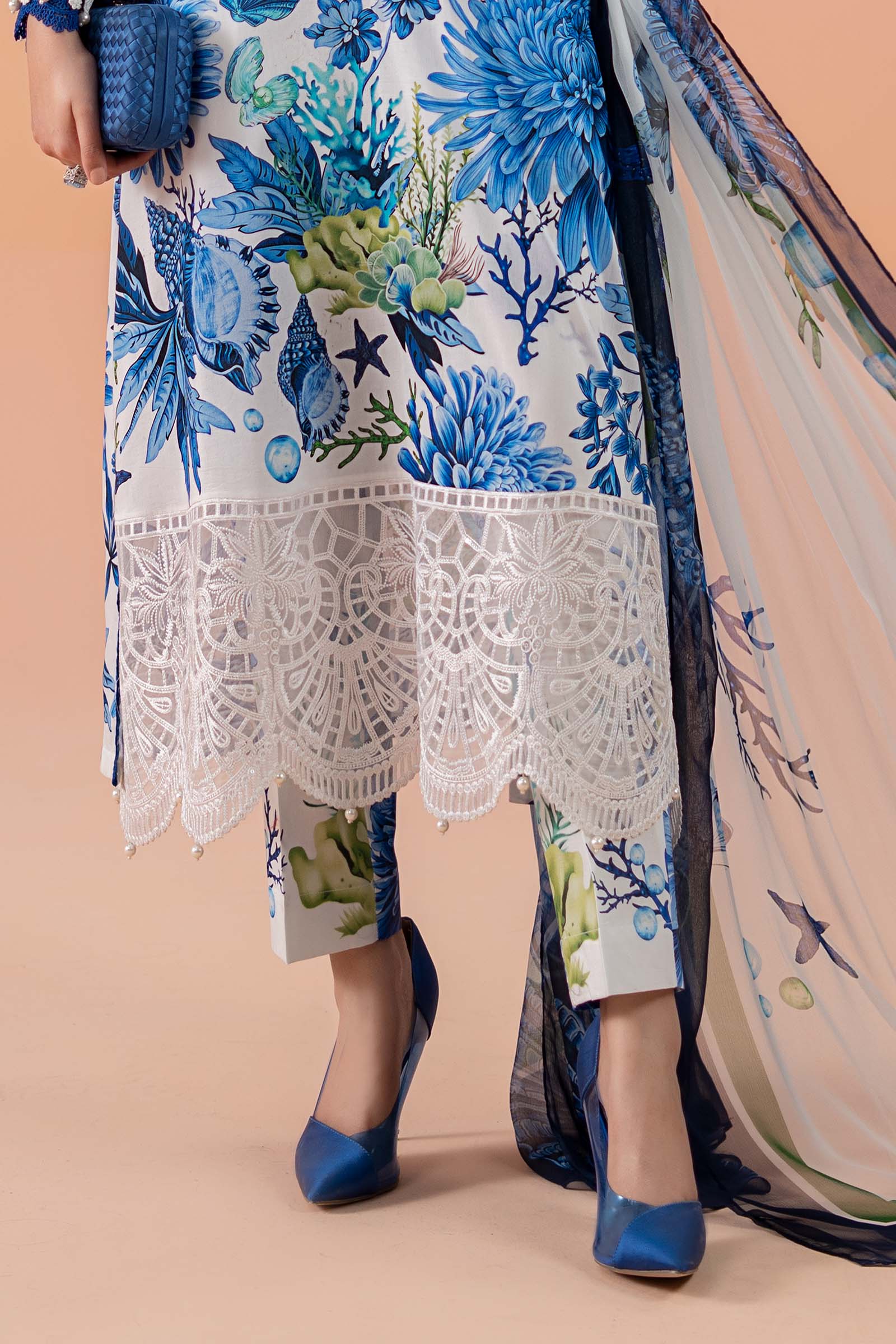 Pakistani White & Blue Printed Lawn 3-Piece Suit - Image 5