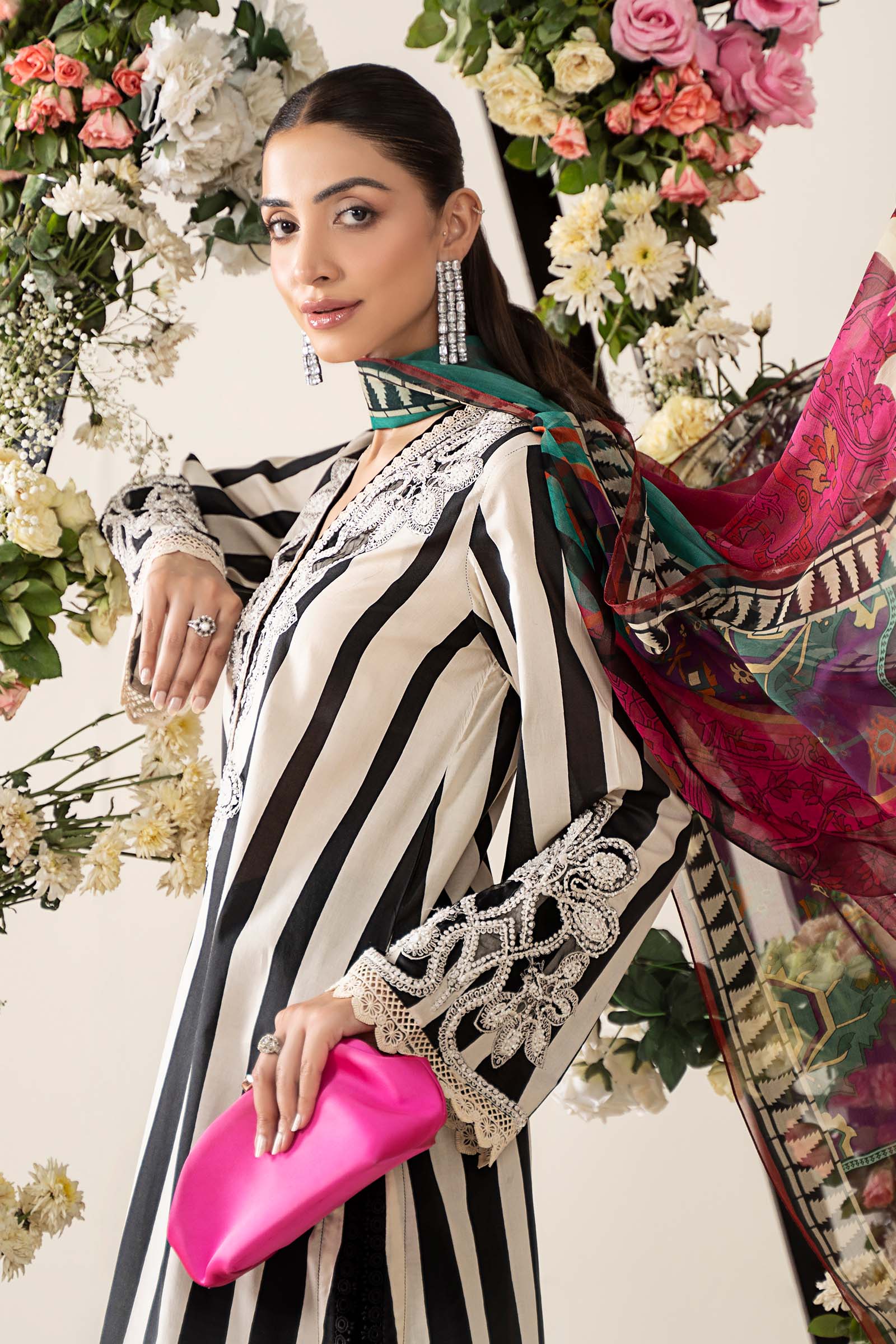 White & Black Embroidered Lawn Salwar Kameez (3-Piece) - Image 3