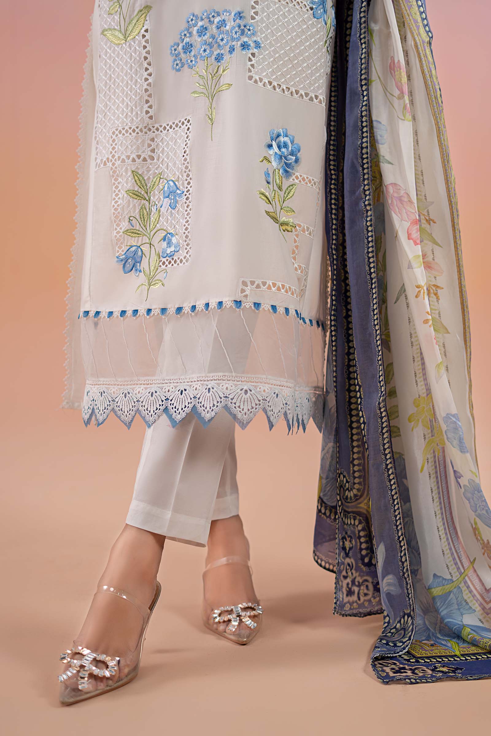 Pakistani White Blue Embroidered Lawn Salwar Kameez (3-Piece) - Image 4