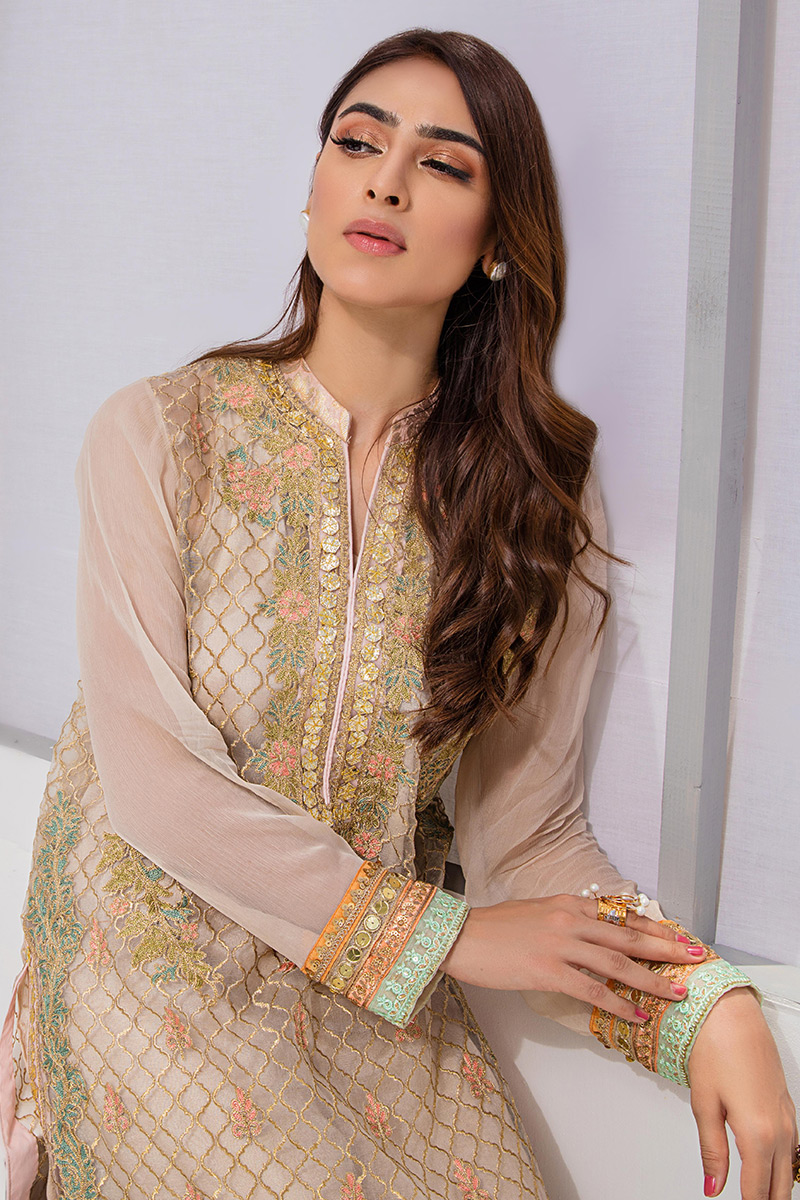 Pakistani Pearl White Embroidered Organza Salwar Kameez (3-Piece) - Image 4