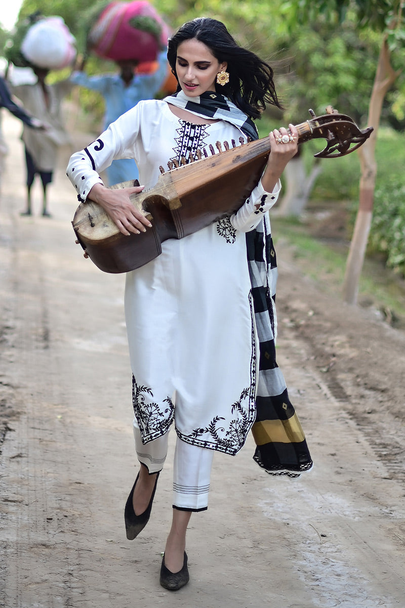 Pakistani White Anchor Embroidered Raw Silk Salwar Kameez (3-Piece) - Image 6