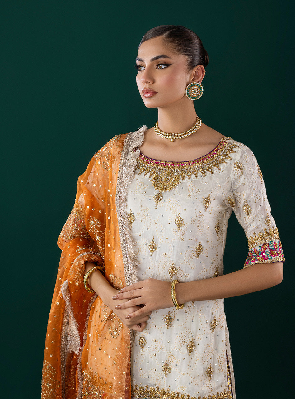 White Embroidered Self-Jacquard Salwar Kameez (3-Piece) - Image 3