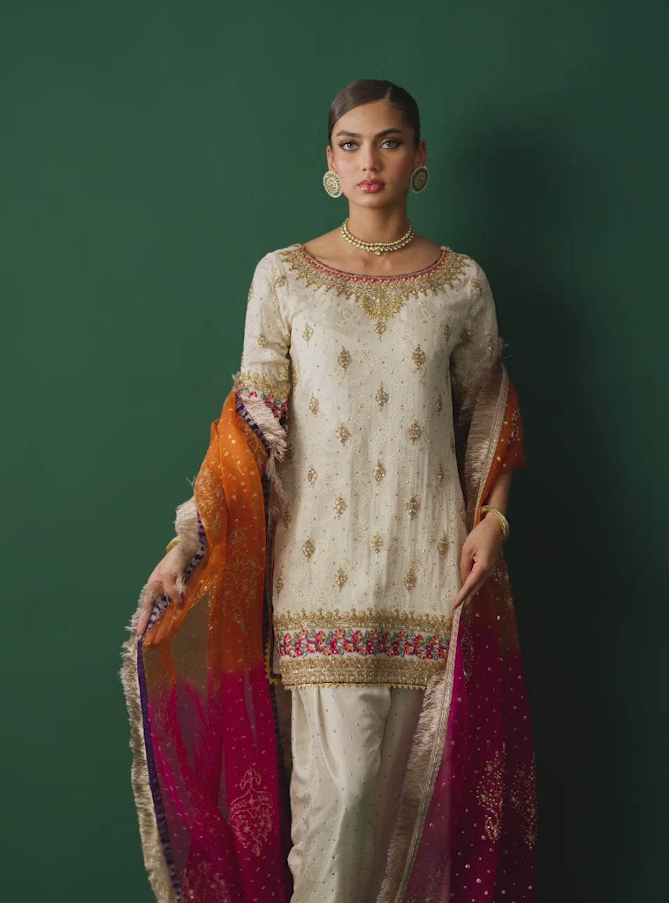 White Embroidered Self-Jacquard Salwar Kameez (3-Piece) - Image 6