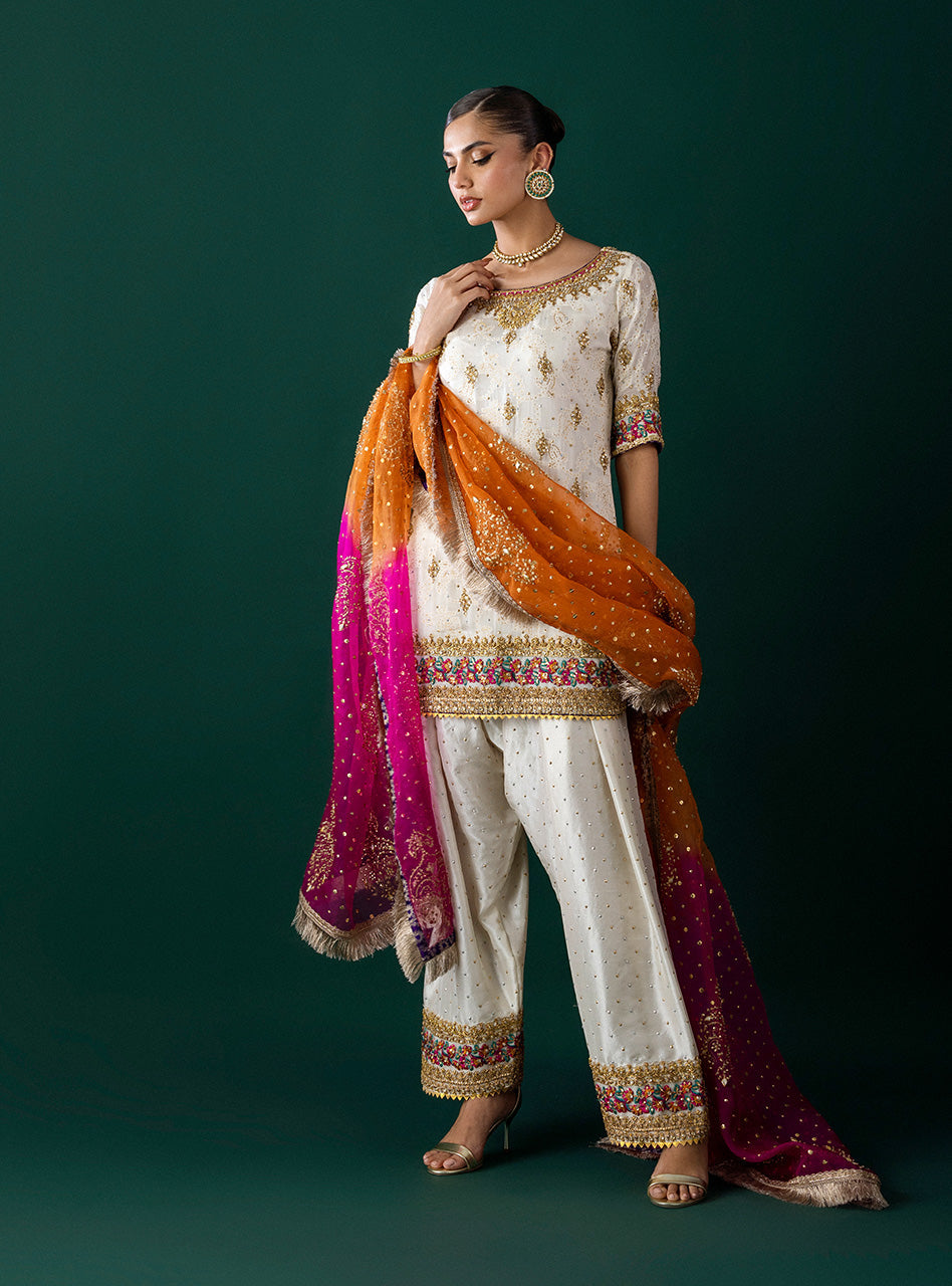 White Embroidered Self-Jacquard Salwar Kameez (3-Piece) - Image 7